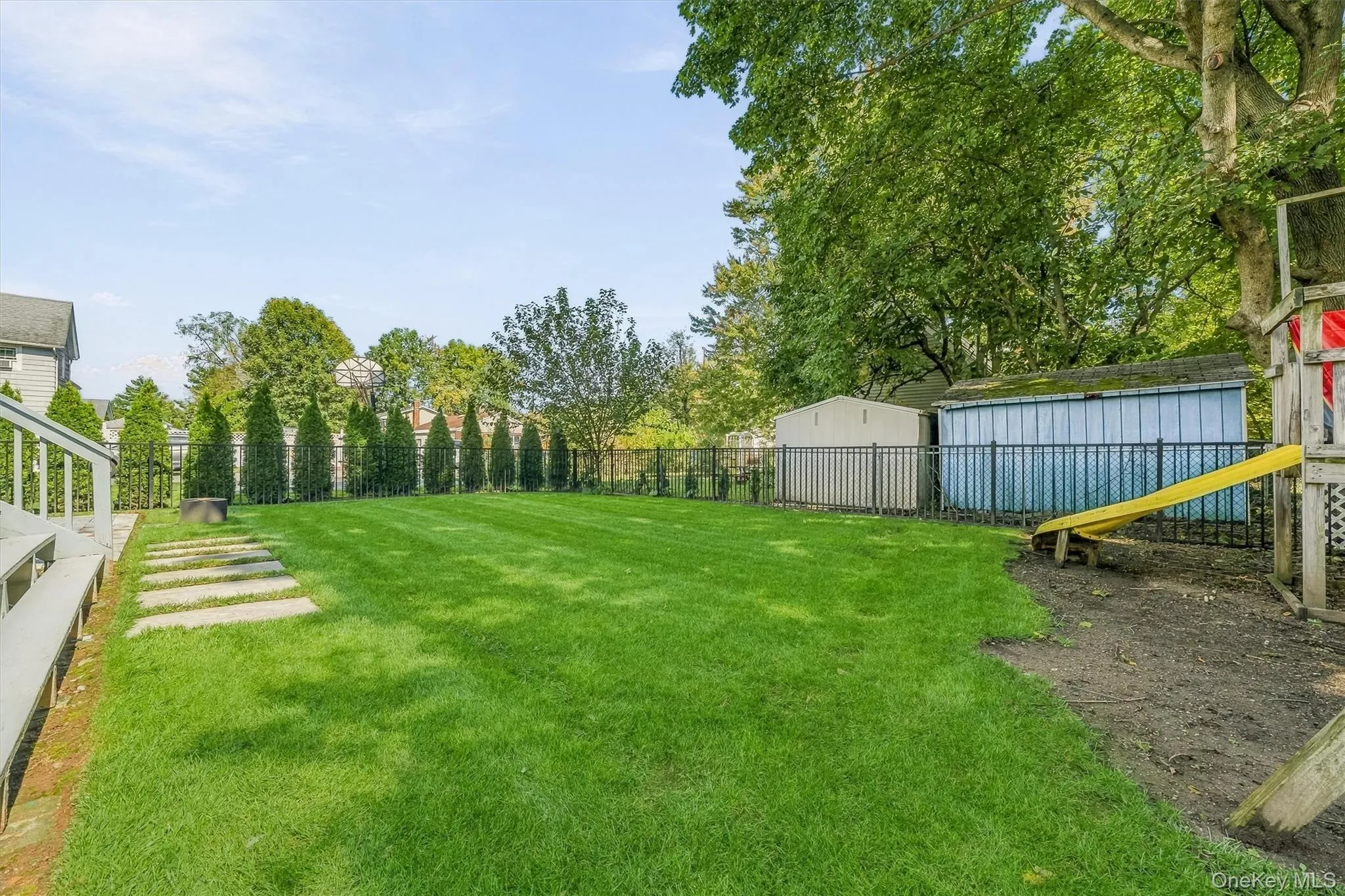 37 Lenox Avenue, Clarkstown, NY, 3 Bedrooms Bedrooms, 8 Rooms Rooms,1 BathroomBathrooms,Residential,For Rent,Lenox,0,1056855 37 Lenox Avenue, Clarkstown, NY, 3 Bedrooms Bedrooms, 8 Rooms Rooms,1 BathroomBathrooms,Residential,For Rent,Lenox,0,1056855