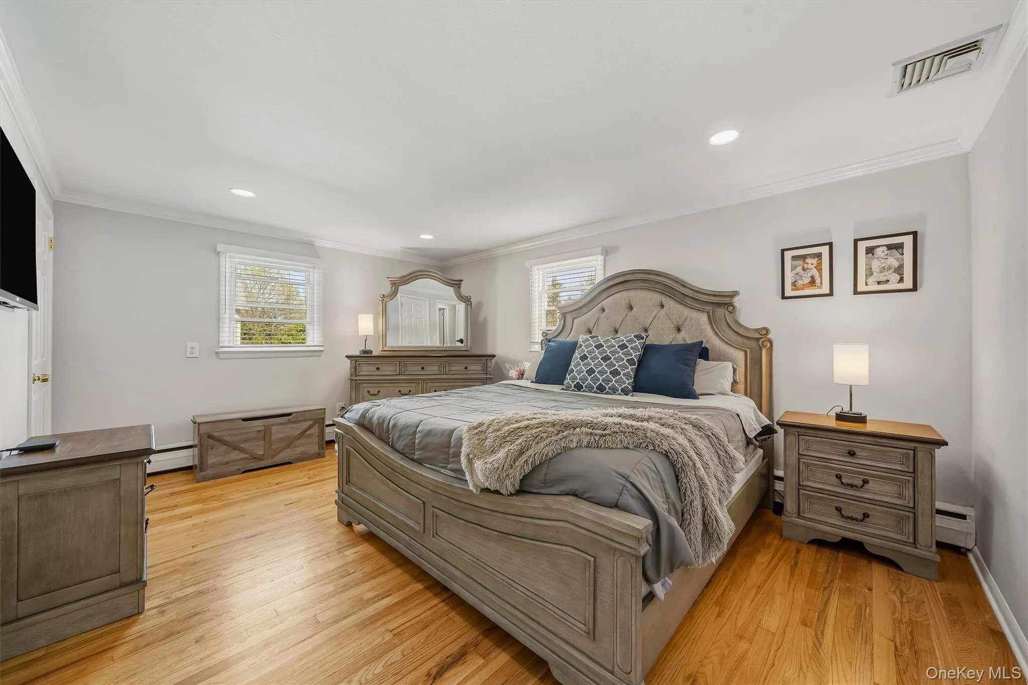 37 Lenox Avenue, Clarkstown, NY, 3 Bedrooms Bedrooms, 8 Rooms Rooms,1 BathroomBathrooms,Residential,For Rent,Lenox,0,1056855 37 Lenox Avenue, Clarkstown, NY, 3 Bedrooms Bedrooms, 8 Rooms Rooms,1 BathroomBathrooms,Residential,For Rent,Lenox,0,1056855