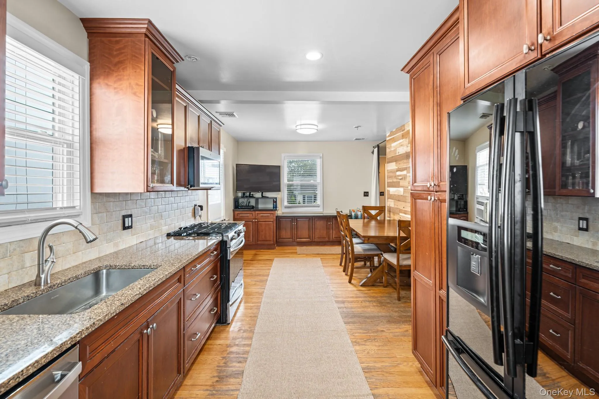 95 aka 93 Sumner Avenue, Yonkers, NY, 3 Bedrooms Bedrooms, 5 Rooms Rooms,2 BathroomsBathrooms,Residential,For Rent,Sumner,0,1056856 95 aka 93 Sumner Avenue, Yonkers, NY, 3 Bedrooms Bedrooms, 5 Rooms Rooms,2 BathroomsBathrooms,Residential,For Rent,Sumner,0,1056856