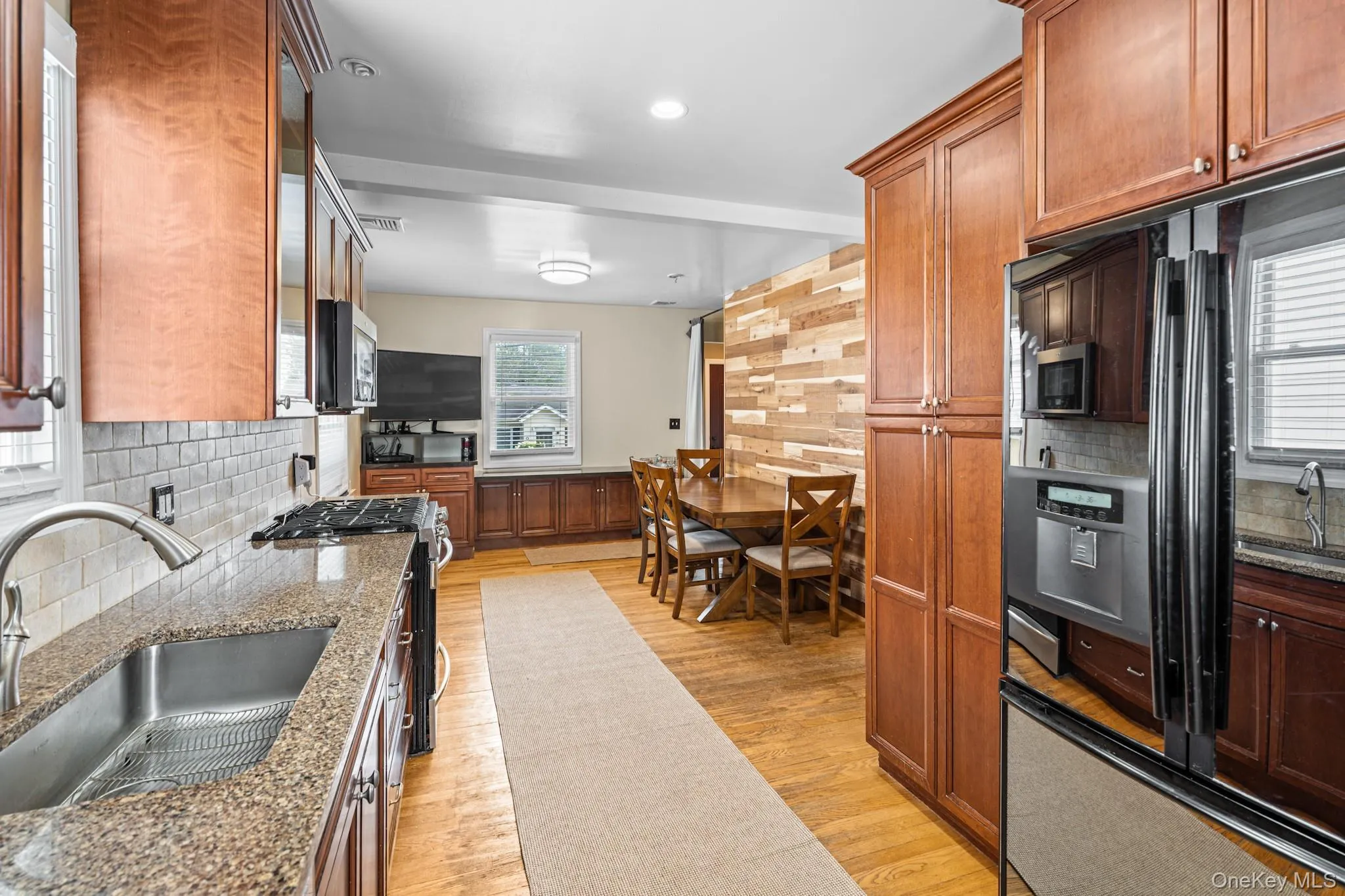 95 aka 93 Sumner Avenue, Yonkers, NY, 3 Bedrooms Bedrooms, 5 Rooms Rooms,2 BathroomsBathrooms,Residential,For Rent,Sumner,0,1056856 95 aka 93 Sumner Avenue, Yonkers, NY, 3 Bedrooms Bedrooms, 5 Rooms Rooms,2 BathroomsBathrooms,Residential,For Rent,Sumner,0,1056856