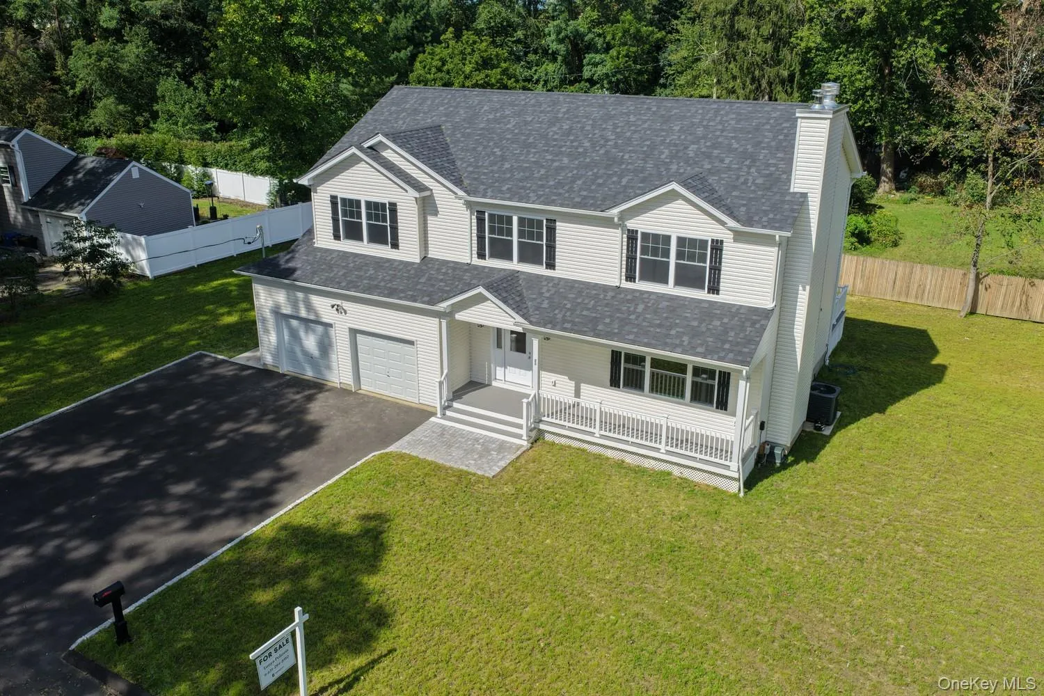 21 Fulton Street, Brookhaven, NY, 4 Bedrooms Bedrooms, 9 Rooms Rooms,3 BathroomsBathrooms,Residential,For Rent,Fulton,0,1056868 21 Fulton Street, Brookhaven, NY, 4 Bedrooms Bedrooms, 9 Rooms Rooms,3 BathroomsBathrooms,Residential,For Rent,Fulton,0,1056868
