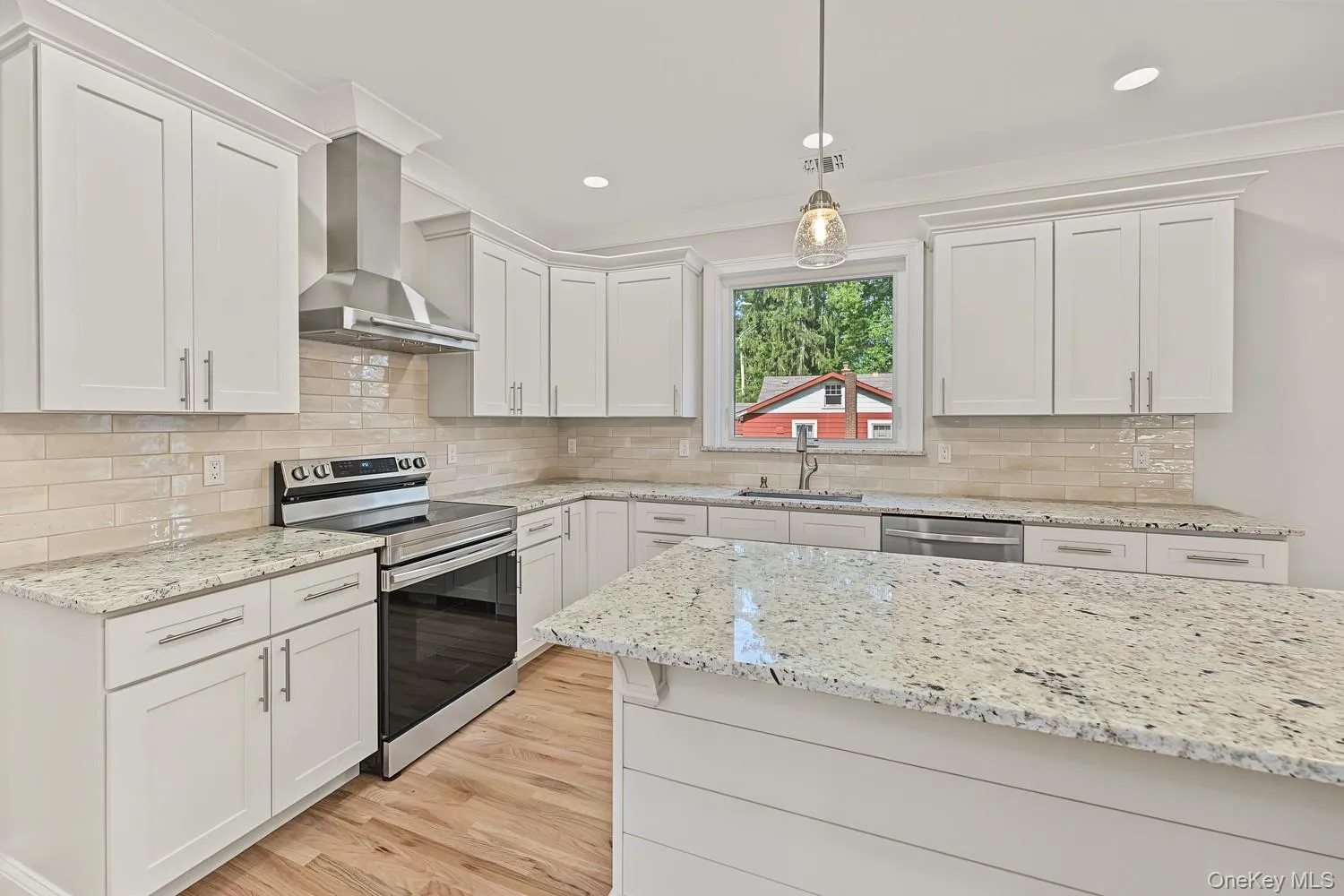 21 Fulton Street, Brookhaven, NY, 4 Bedrooms Bedrooms, 9 Rooms Rooms,3 BathroomsBathrooms,Residential,For Rent,Fulton,0,1056868 21 Fulton Street, Brookhaven, NY, 4 Bedrooms Bedrooms, 9 Rooms Rooms,3 BathroomsBathrooms,Residential,For Rent,Fulton,0,1056868