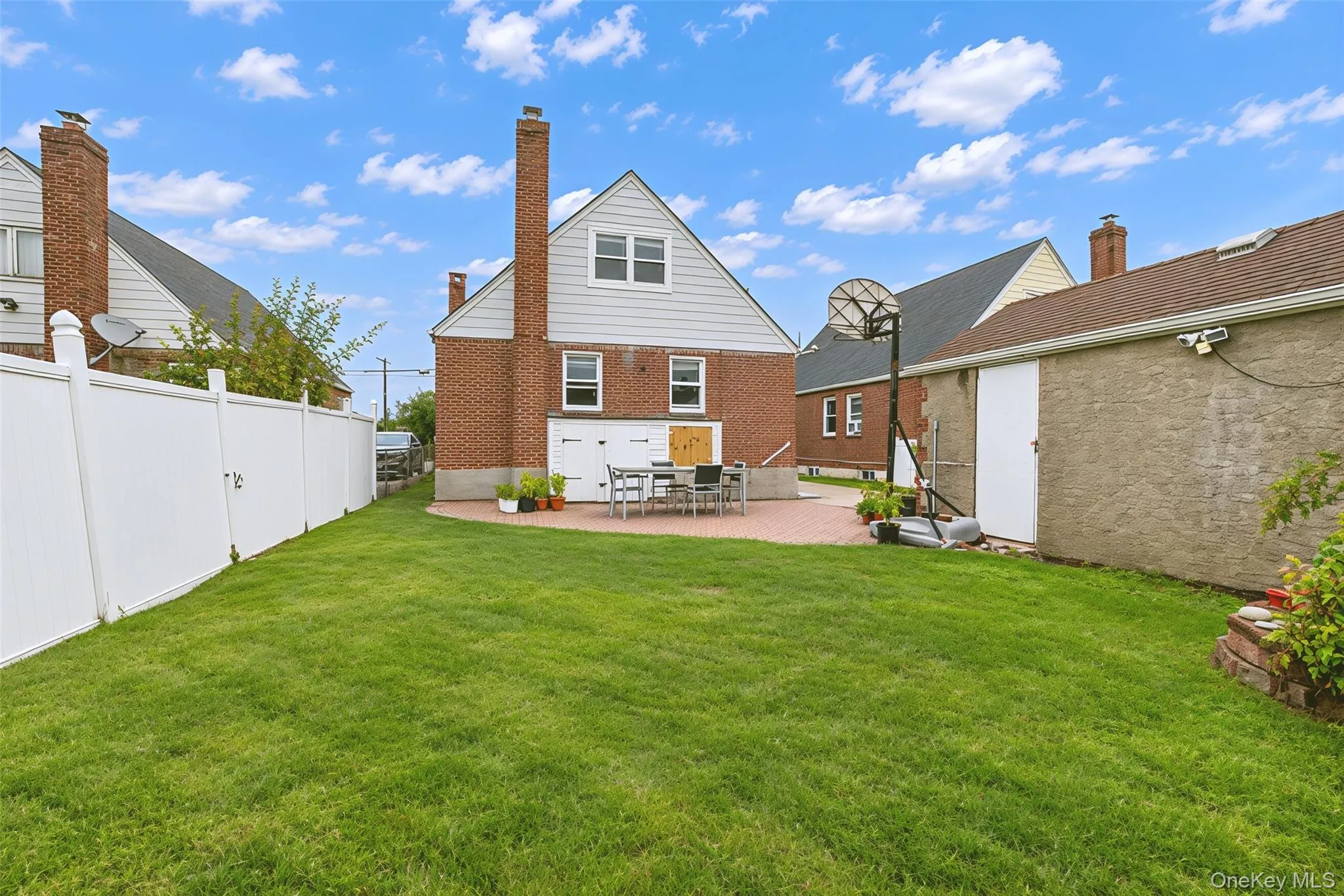 711 Covert Avenue, North Hempstead, NY, 4 Bedrooms Bedrooms, 11 Rooms Rooms,2 BathroomsBathrooms,Residential Lease,For Rent,Covert,0,1056877 711 Covert Avenue, North Hempstead, NY, 4 Bedrooms Bedrooms, 11 Rooms Rooms,2 BathroomsBathrooms,Residential Lease,For Rent,Covert,0,1056877