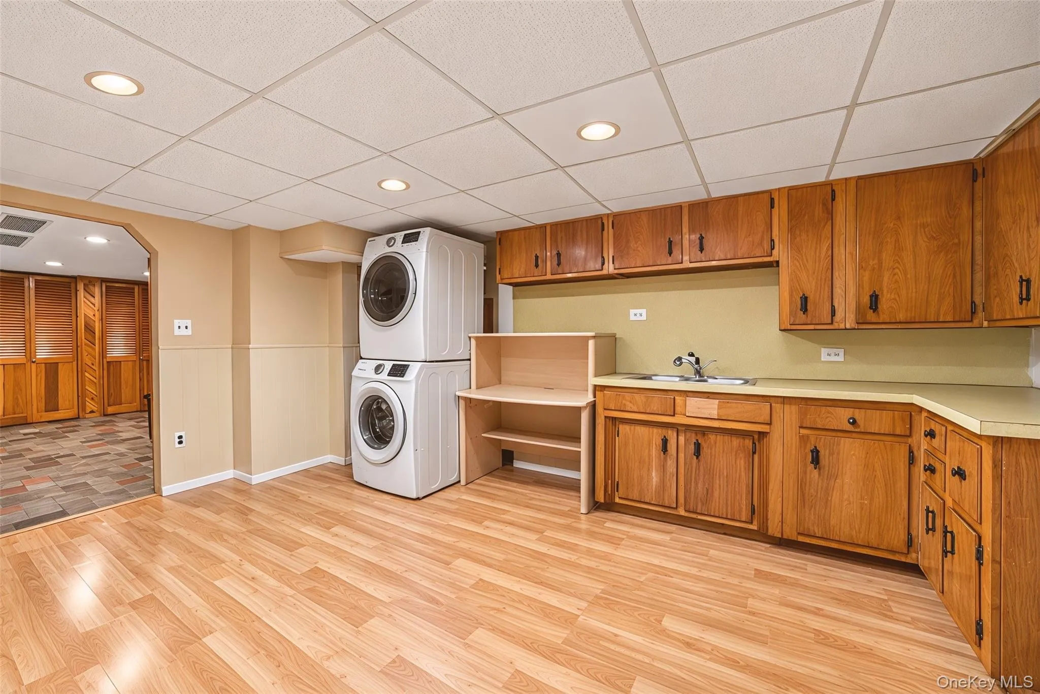711 Covert Avenue, North Hempstead, NY, 4 Bedrooms Bedrooms, 11 Rooms Rooms,2 BathroomsBathrooms,Residential Lease,For Rent,Covert,0,1056877 711 Covert Avenue, North Hempstead, NY, 4 Bedrooms Bedrooms, 11 Rooms Rooms,2 BathroomsBathrooms,Residential Lease,For Rent,Covert,0,1056877