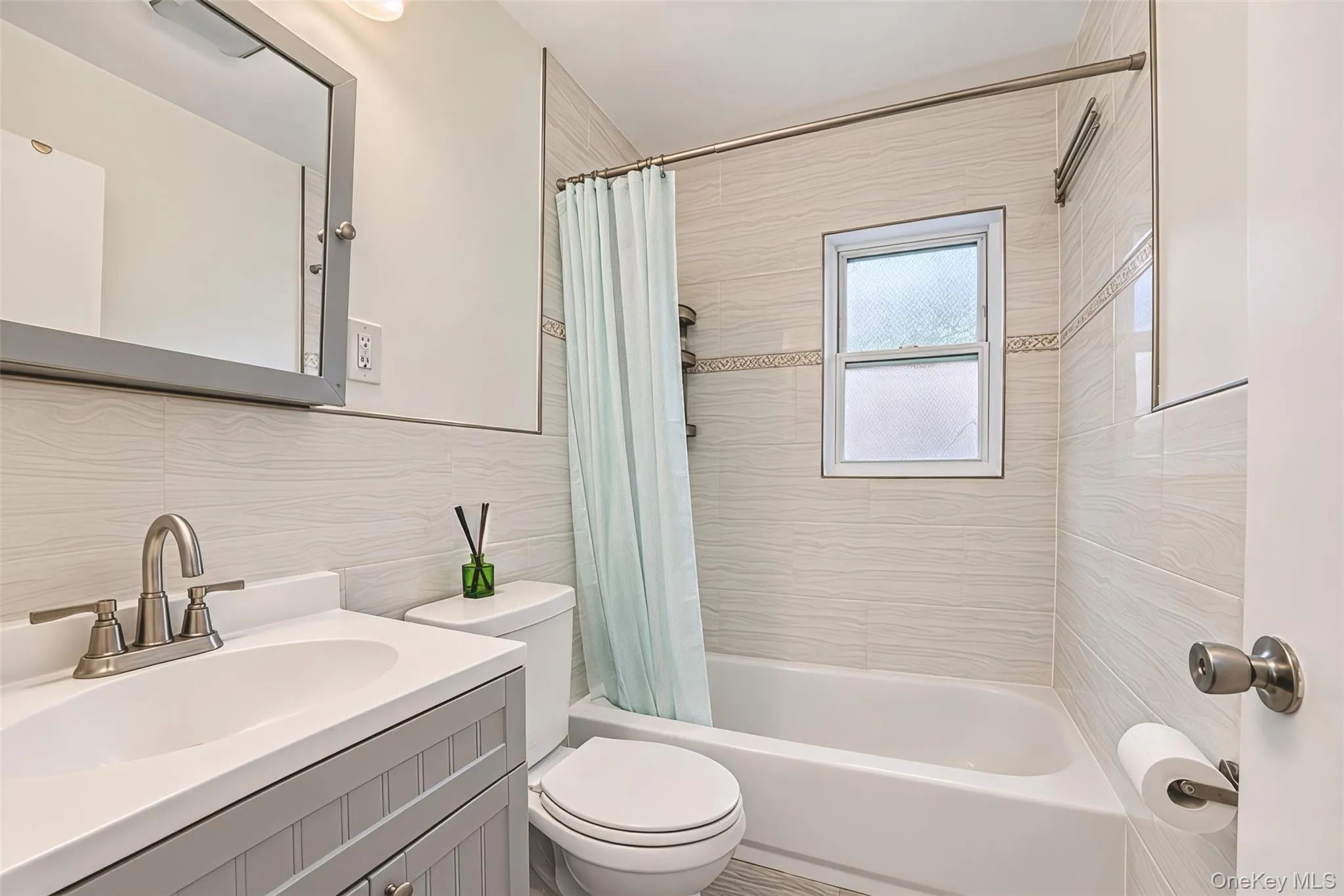 711 Covert Avenue, North Hempstead, NY, 4 Bedrooms Bedrooms, 11 Rooms Rooms,2 BathroomsBathrooms,Residential Lease,For Rent,Covert,0,1056877 711 Covert Avenue, North Hempstead, NY, 4 Bedrooms Bedrooms, 11 Rooms Rooms,2 BathroomsBathrooms,Residential Lease,For Rent,Covert,0,1056877