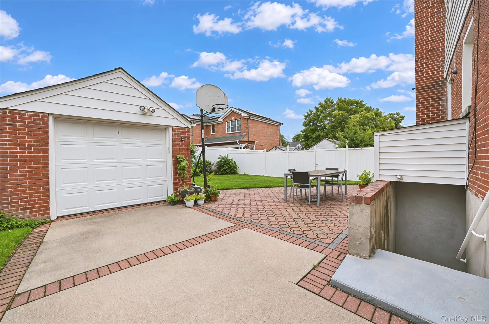 711 Covert Avenue, North Hempstead, NY, 4 Bedrooms Bedrooms, 11 Rooms Rooms,2 BathroomsBathrooms,Residential Lease,For Rent,Covert,0,1056877 711 Covert Avenue, North Hempstead, NY, 4 Bedrooms Bedrooms, 11 Rooms Rooms,2 BathroomsBathrooms,Residential Lease,For Rent,Covert,0,1056877