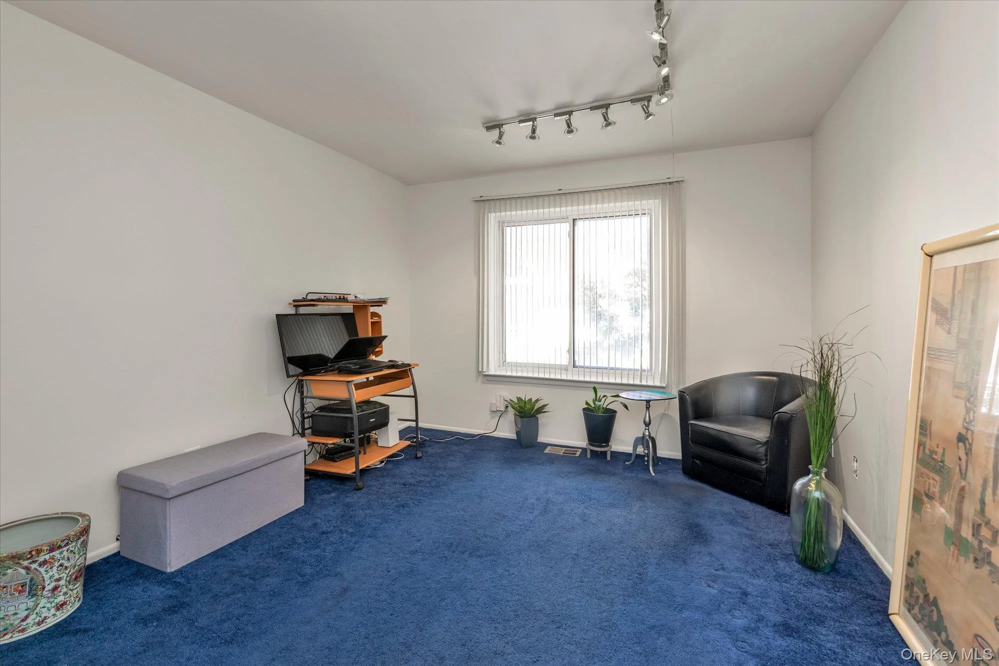 82 Alhambra Drive, Hempstead, NY, 2 Bedrooms Bedrooms, 5 Rooms Rooms,1 BathroomBathrooms,Residential,For Rent,Alhambra,0,1056880 82 Alhambra Drive, Hempstead, NY, 2 Bedrooms Bedrooms, 5 Rooms Rooms,1 BathroomBathrooms,Residential,For Rent,Alhambra,0,1056880