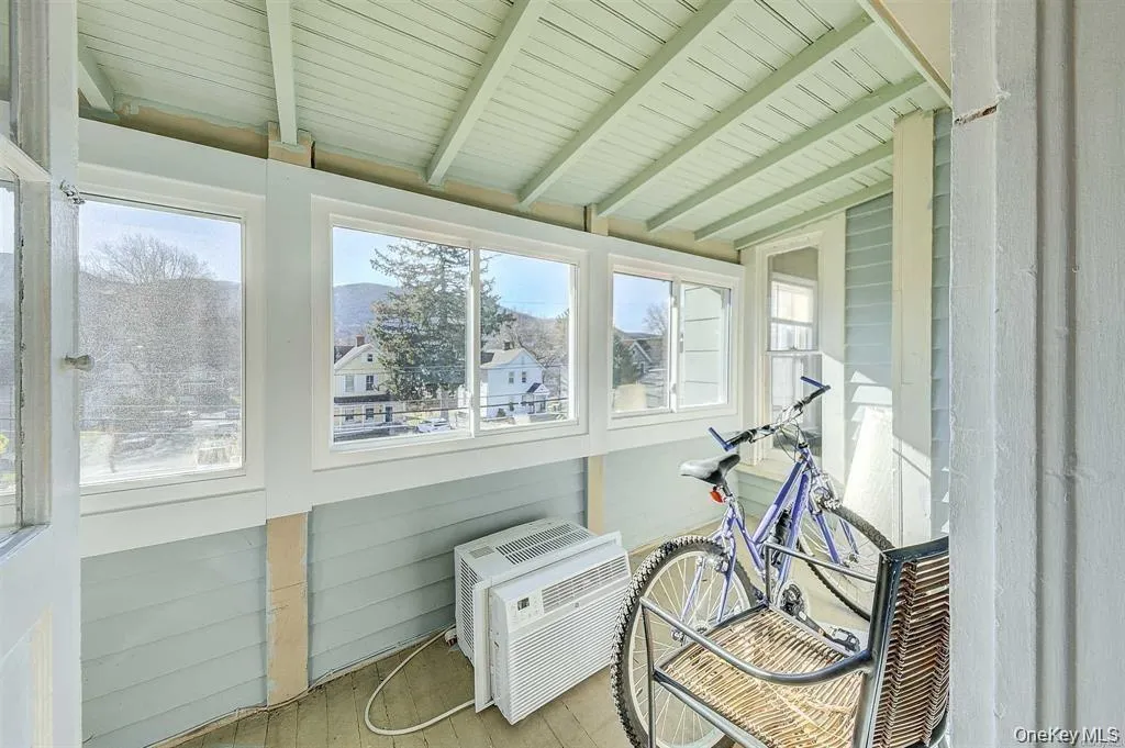 5 Lincoln Avenue, Beacon, NY, 2 Bedroom Bedrooms, 6 Room Rooms,1 BathroomBathrooms,Residential Lease,For Rent,Lincoln,0,1056883 5 Lincoln Avenue, Beacon, NY, 2 Bedroom Bedrooms, 6 Room Rooms,1 BathroomBathrooms,Residential Lease,For Rent,Lincoln,0,1056883