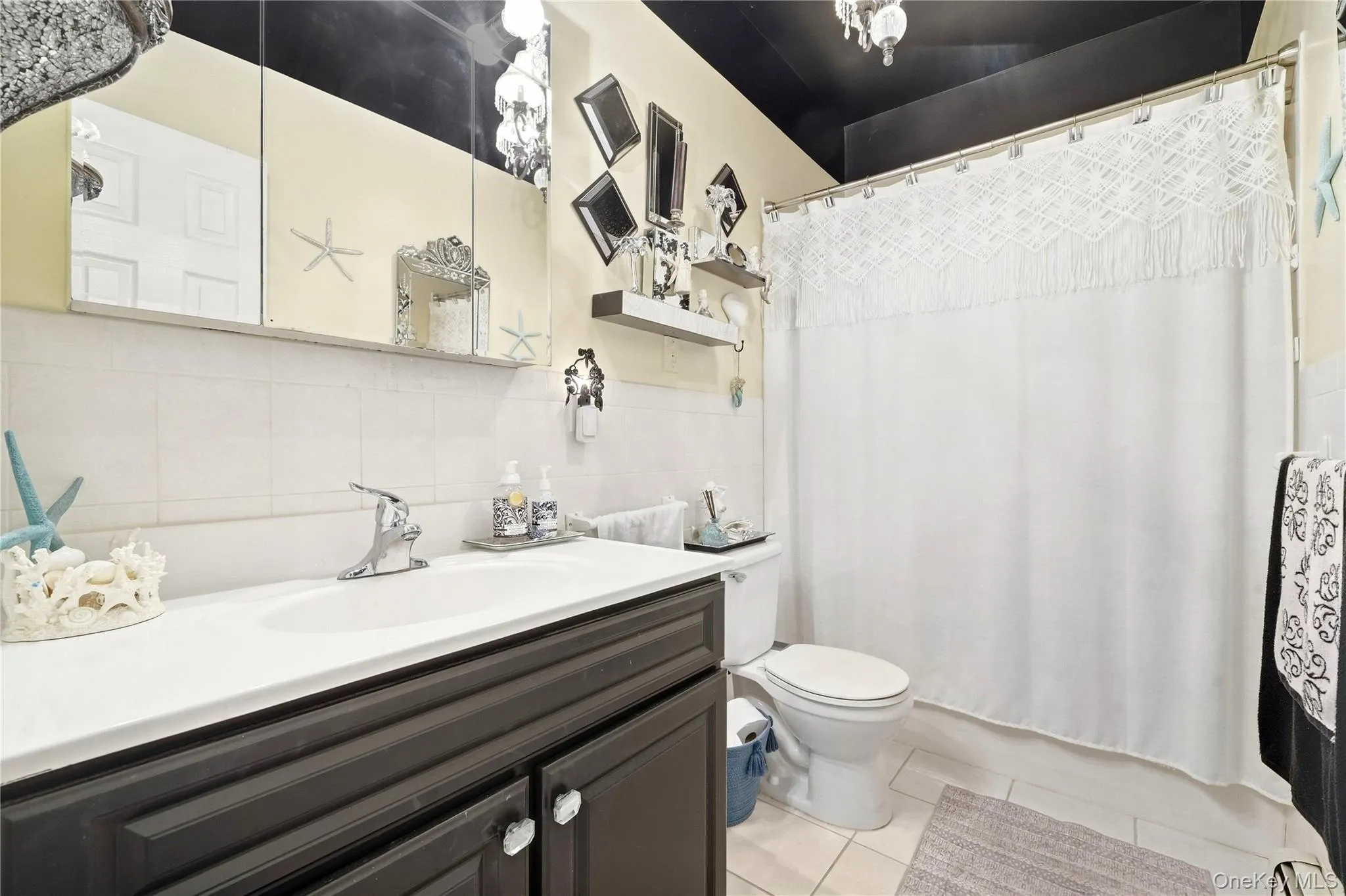 137 Francesca Way, Babylon, NY, 2 Bedrooms Bedrooms, 6 Rooms Rooms,1 BathroomBathrooms,Residential,For Rent,Francesca,0,1056885 137 Francesca Way, Babylon, NY, 2 Bedrooms Bedrooms, 6 Rooms Rooms,1 BathroomBathrooms,Residential,For Rent,Francesca,0,1056885