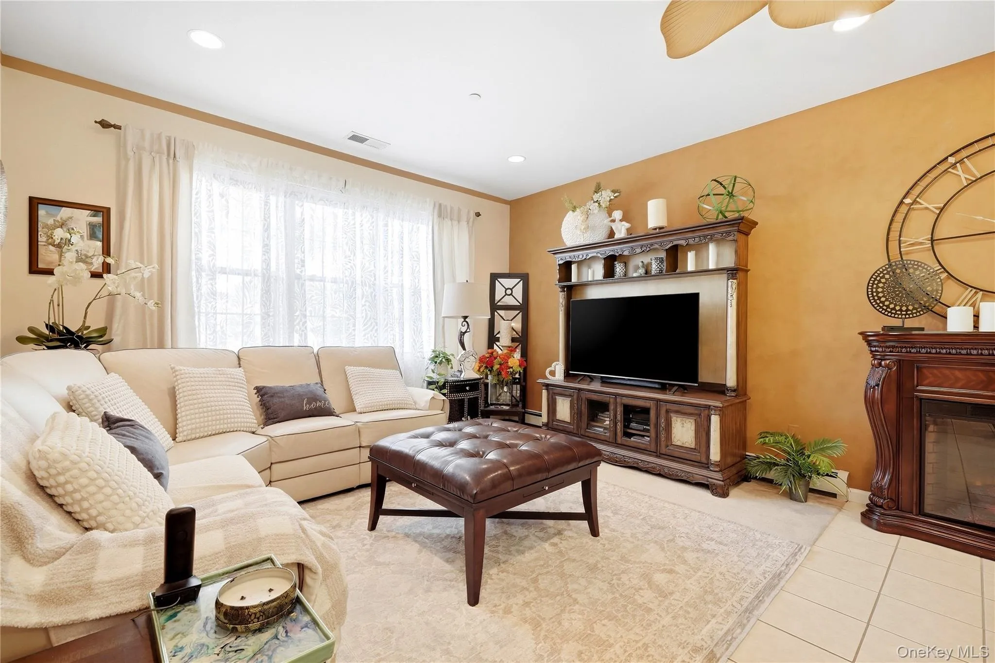 137 Francesca Way, Babylon, NY, 2 Bedrooms Bedrooms, 6 Rooms Rooms,1 BathroomBathrooms,Residential,For Rent,Francesca,0,1056885 137 Francesca Way, Babylon, NY, 2 Bedrooms Bedrooms, 6 Rooms Rooms,1 BathroomBathrooms,Residential,For Rent,Francesca,0,1056885