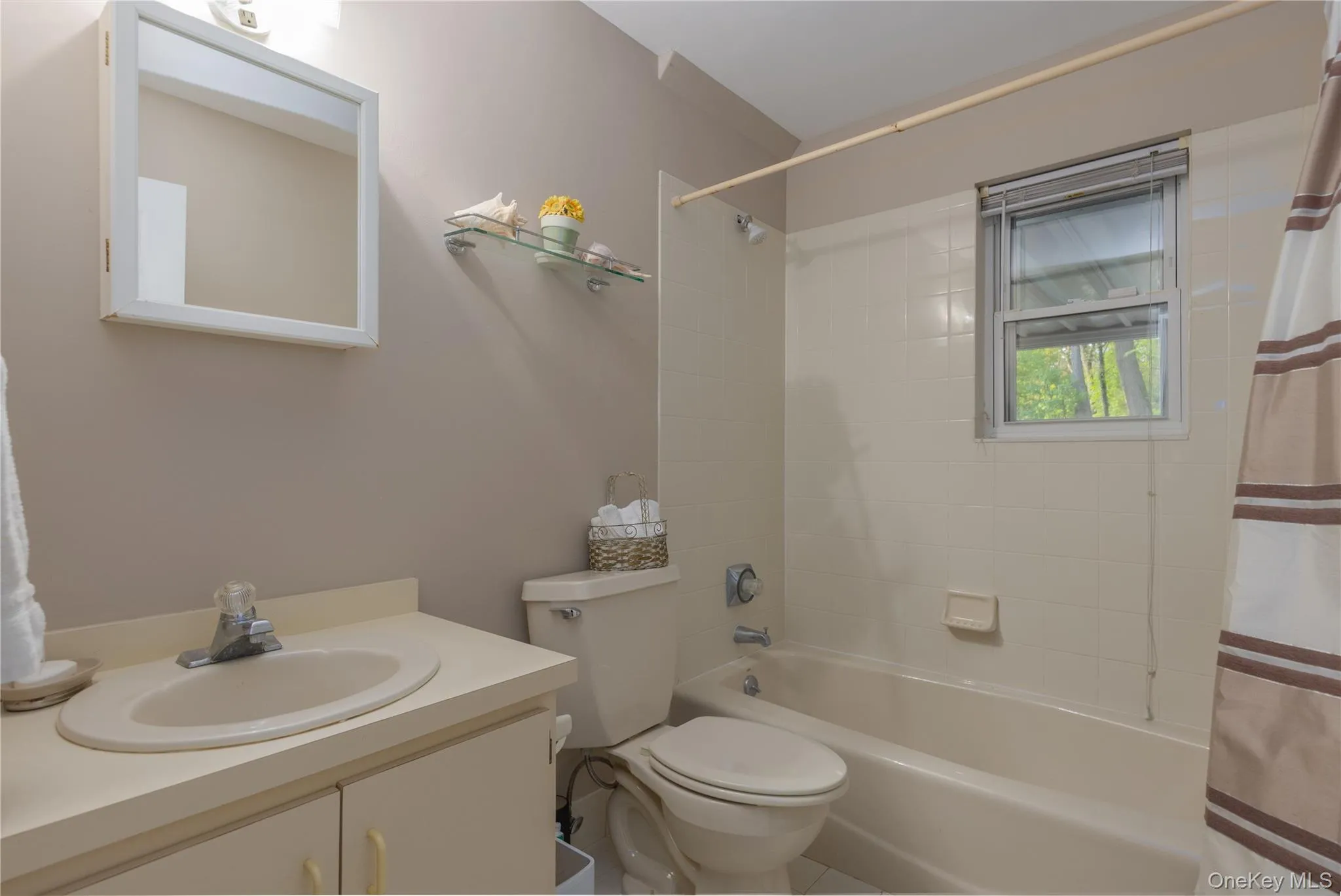 5 Nickolaus Lane, Clarkstown, NY, 4 Bedrooms Bedrooms, 14 Rooms Rooms,3 BathroomsBathrooms,Residential,For Rent,Nickolaus,0,1056892 5 Nickolaus Lane, Clarkstown, NY, 4 Bedrooms Bedrooms, 14 Rooms Rooms,3 BathroomsBathrooms,Residential,For Rent,Nickolaus,0,1056892