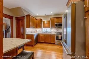 160 Oneil Street, Kingston, NY, 3 Bedrooms Bedrooms, 6 Rooms Rooms,1 BathroomBathrooms,Residential,For Rent,Oneil,0,1056893 160 Oneil Street, Kingston, NY, 3 Bedrooms Bedrooms, 6 Rooms Rooms,1 BathroomBathrooms,Residential,For Rent,Oneil,0,1056893