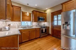 160 Oneil Street, Kingston, NY, 3 Bedrooms Bedrooms, 6 Rooms Rooms,1 BathroomBathrooms,Residential,For Rent,Oneil,0,1056893 160 Oneil Street, Kingston, NY, 3 Bedrooms Bedrooms, 6 Rooms Rooms,1 BathroomBathrooms,Residential,For Rent,Oneil,0,1056893