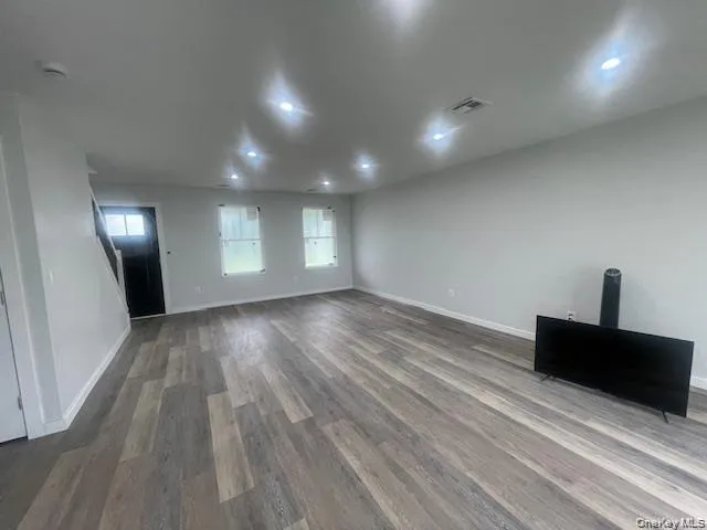 428 Americus Avenue, Brookhaven, NY, 4 Bedrooms Bedrooms, 8 Rooms Rooms,2 BathroomsBathrooms,Residential Lease,For Rent,Americus,0,1056909 428 Americus Avenue, Brookhaven, NY, 4 Bedrooms Bedrooms, 8 Rooms Rooms,2 BathroomsBathrooms,Residential Lease,For Rent,Americus,0,1056909