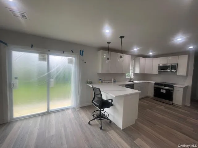 428 Americus Avenue, Brookhaven, NY, 4 Bedrooms Bedrooms, 8 Rooms Rooms,2 BathroomsBathrooms,Residential Lease,For Rent,Americus,0,1056909 428 Americus Avenue, Brookhaven, NY, 4 Bedrooms Bedrooms, 8 Rooms Rooms,2 BathroomsBathrooms,Residential Lease,For Rent,Americus,0,1056909
