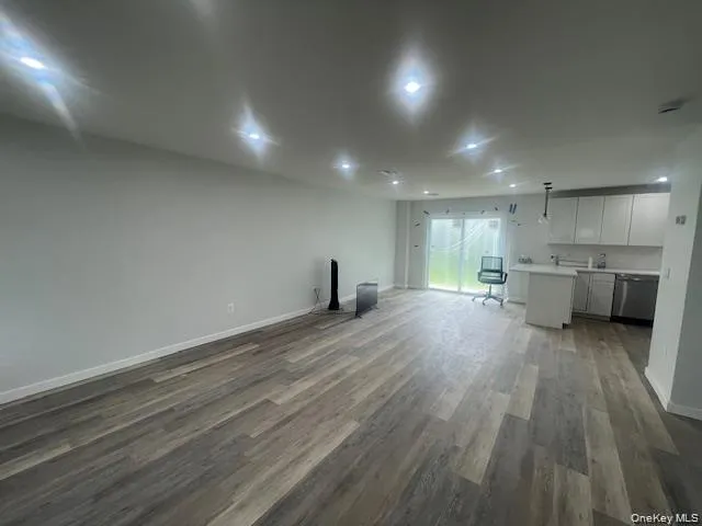 428 Americus Avenue, Brookhaven, NY, 4 Bedrooms Bedrooms, 8 Rooms Rooms,2 BathroomsBathrooms,Residential Lease,For Rent,Americus,0,1056909 428 Americus Avenue, Brookhaven, NY, 4 Bedrooms Bedrooms, 8 Rooms Rooms,2 BathroomsBathrooms,Residential Lease,For Rent,Americus,0,1056909