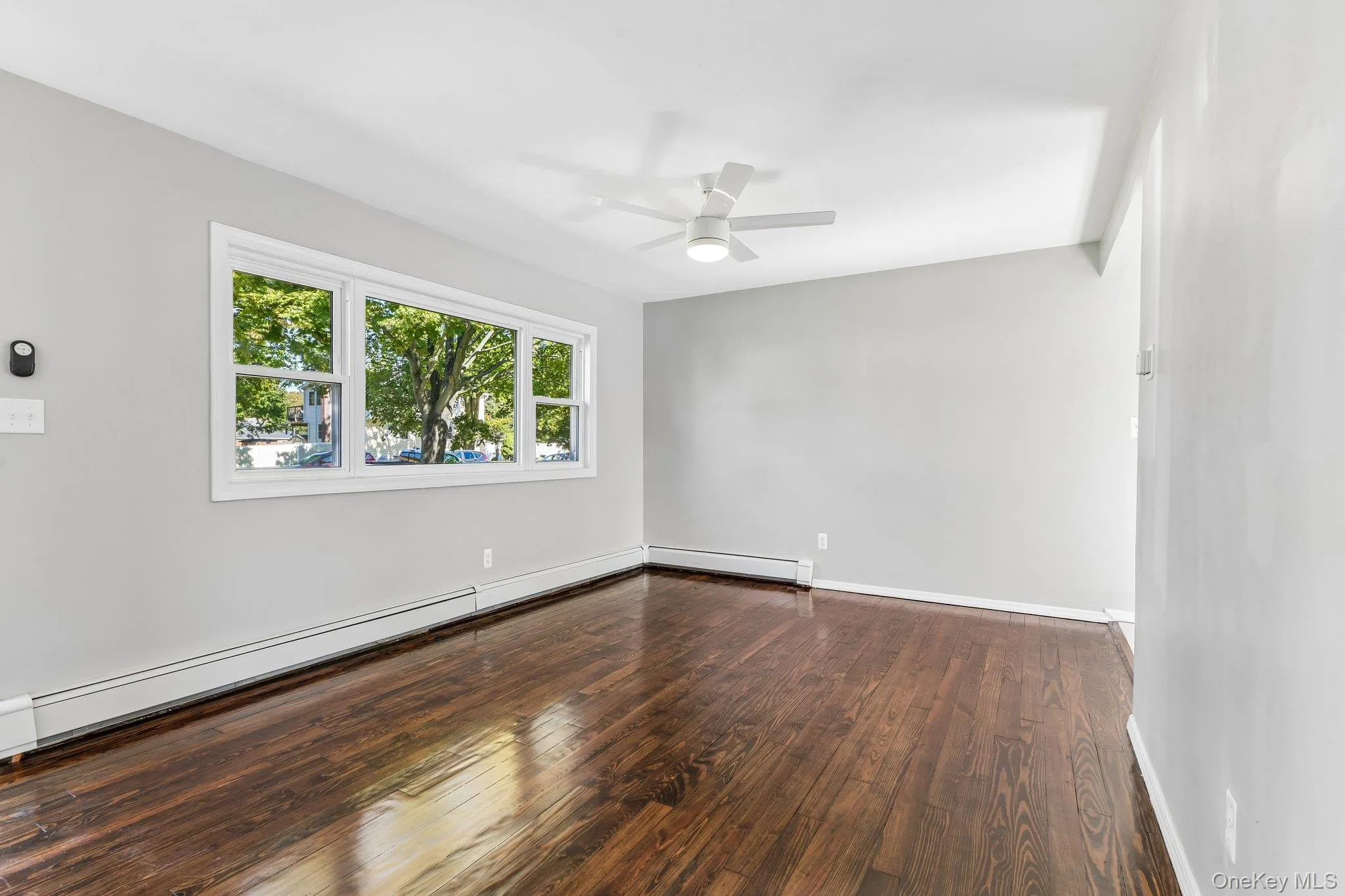 4 Patton Street, Islip, NY, 3 Bedrooms Bedrooms, 7 Rooms Rooms,2 BathroomsBathrooms,Residential,For Rent,Patton,0,1056918 4 Patton Street, Islip, NY, 3 Bedrooms Bedrooms, 7 Rooms Rooms,2 BathroomsBathrooms,Residential,For Rent,Patton,0,1056918
