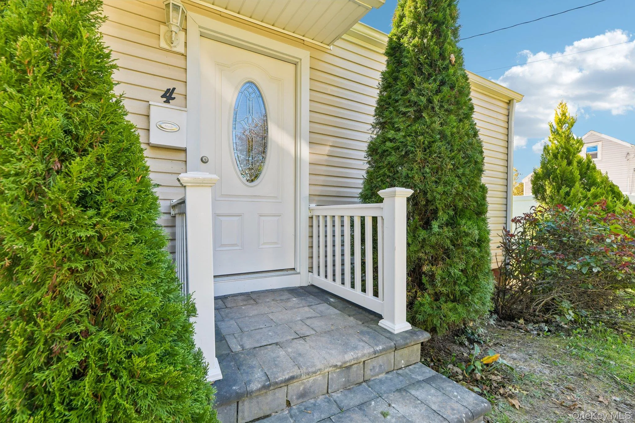 4 Patton Street, Islip, NY, 3 Bedrooms Bedrooms, 7 Rooms Rooms,2 BathroomsBathrooms,Residential,For Rent,Patton,0,1056918 4 Patton Street, Islip, NY, 3 Bedrooms Bedrooms, 7 Rooms Rooms,2 BathroomsBathrooms,Residential,For Rent,Patton,0,1056918