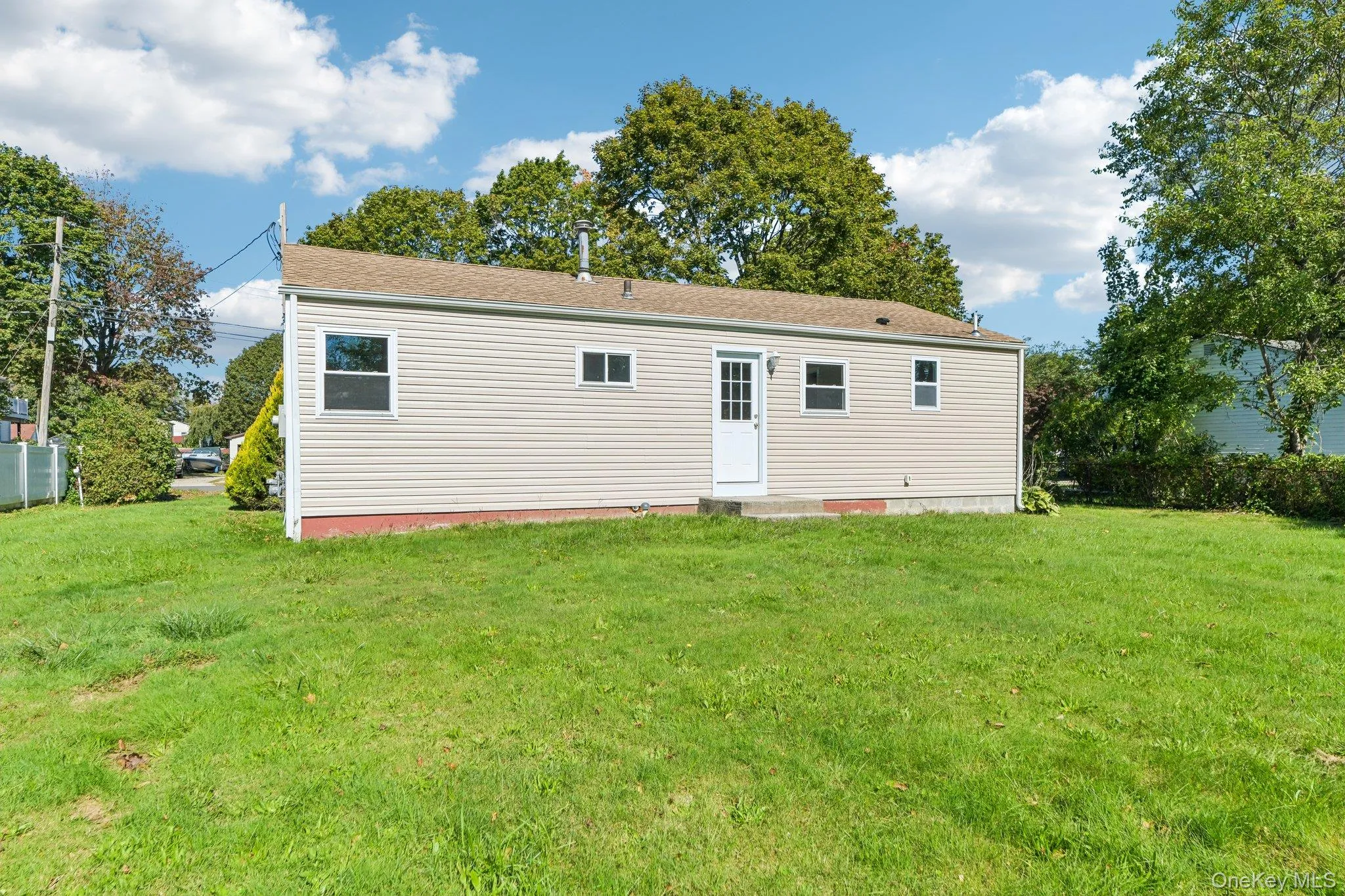 4 Patton Street, Islip, NY, 3 Bedrooms Bedrooms, 7 Rooms Rooms,2 BathroomsBathrooms,Residential,For Rent,Patton,0,1056918 4 Patton Street, Islip, NY, 3 Bedrooms Bedrooms, 7 Rooms Rooms,2 BathroomsBathrooms,Residential,For Rent,Patton,0,1056918