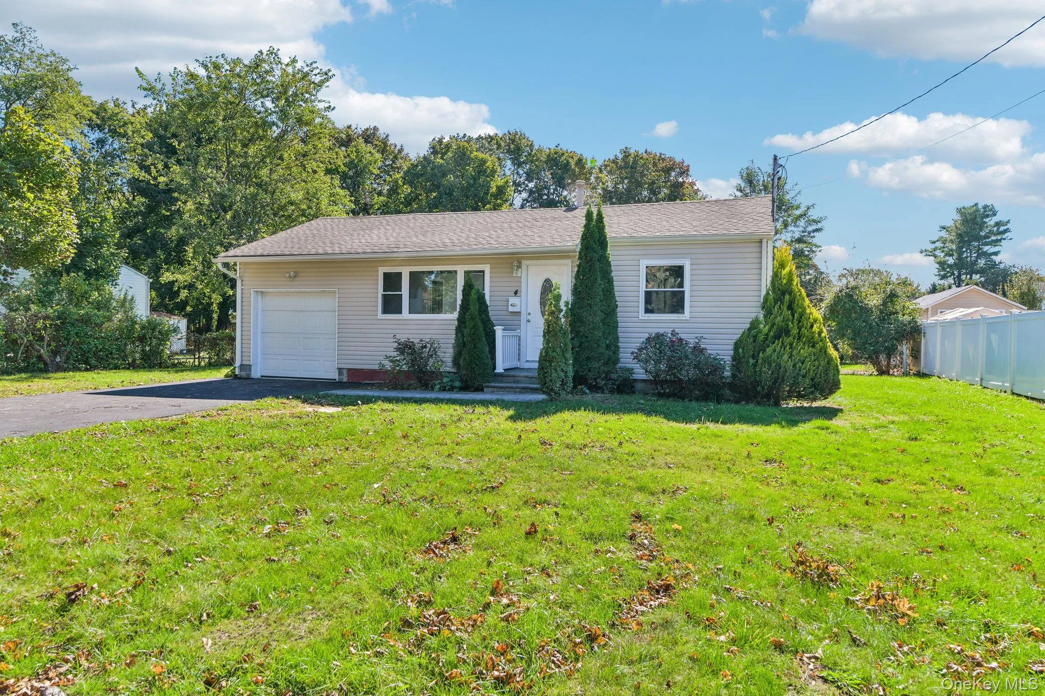 4 Patton Street, Islip, NY, 3 Bedrooms Bedrooms, 7 Rooms Rooms,2 BathroomsBathrooms,Residential,For Rent,Patton,0,1056918 4 Patton Street, Islip, NY, 3 Bedrooms Bedrooms, 7 Rooms Rooms,2 BathroomsBathrooms,Residential,For Rent,Patton,0,1056918