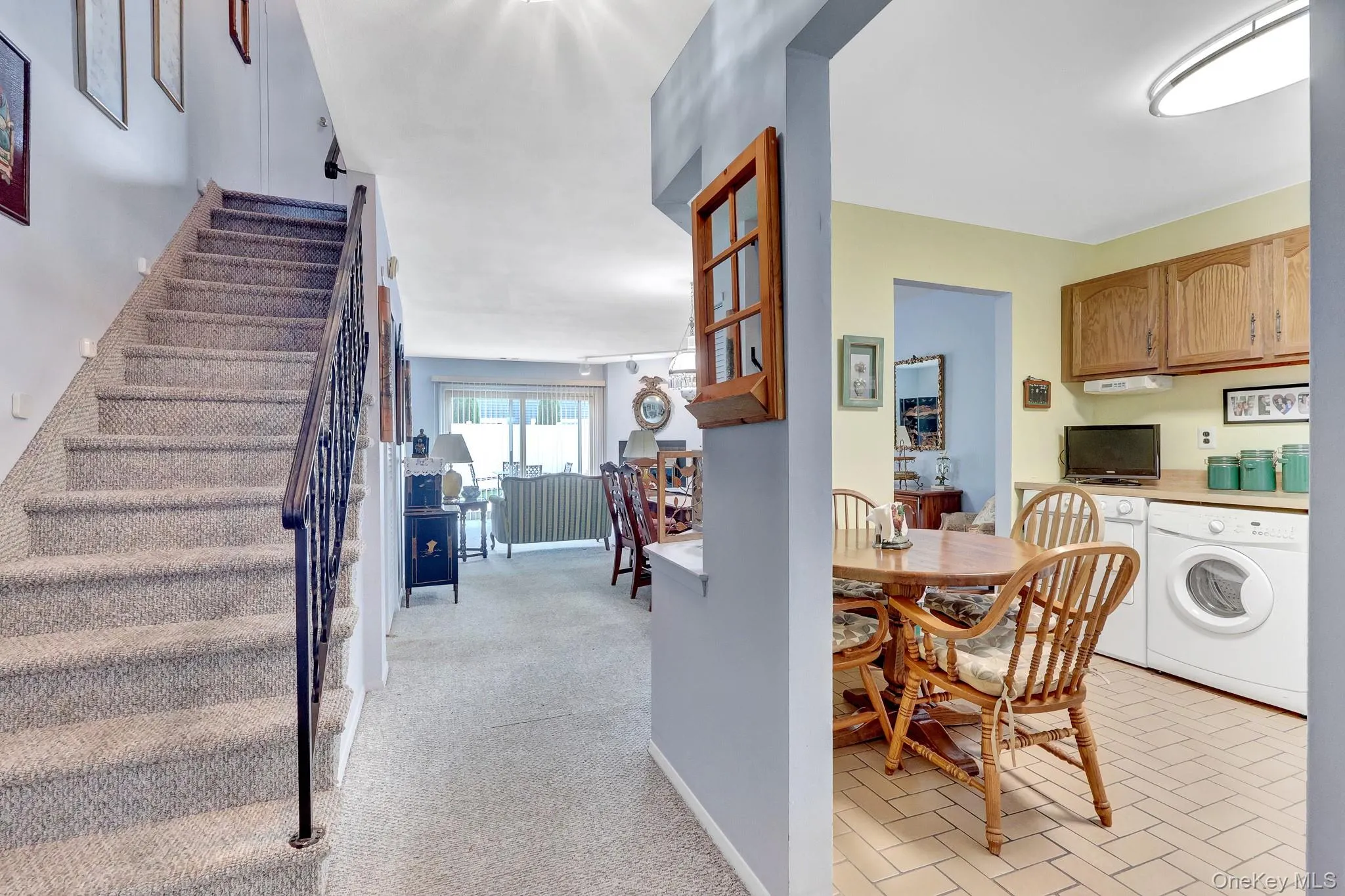 650 Newbridge Road, Hempstead, NY, 2 Bedrooms Bedrooms, 5 Rooms Rooms,1 BathroomBathrooms,Residential,For Rent,Newbridge Road,0,1056919 650 Newbridge Road, Hempstead, NY, 2 Bedrooms Bedrooms, 5 Rooms Rooms,1 BathroomBathrooms,Residential,For Rent,Newbridge Road,0,1056919