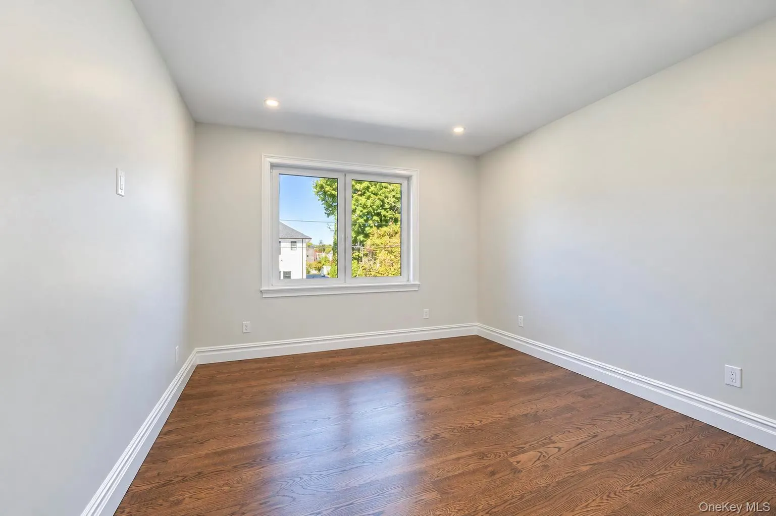 2571 Alder Avenue, Hempstead, NY, 5 Bedrooms Bedrooms, 10 Rooms Rooms,4 BathroomsBathrooms,Residential,For Rent,Alder,0,1056923 2571 Alder Avenue, Hempstead, NY, 5 Bedrooms Bedrooms, 10 Rooms Rooms,4 BathroomsBathrooms,Residential,For Rent,Alder,0,1056923