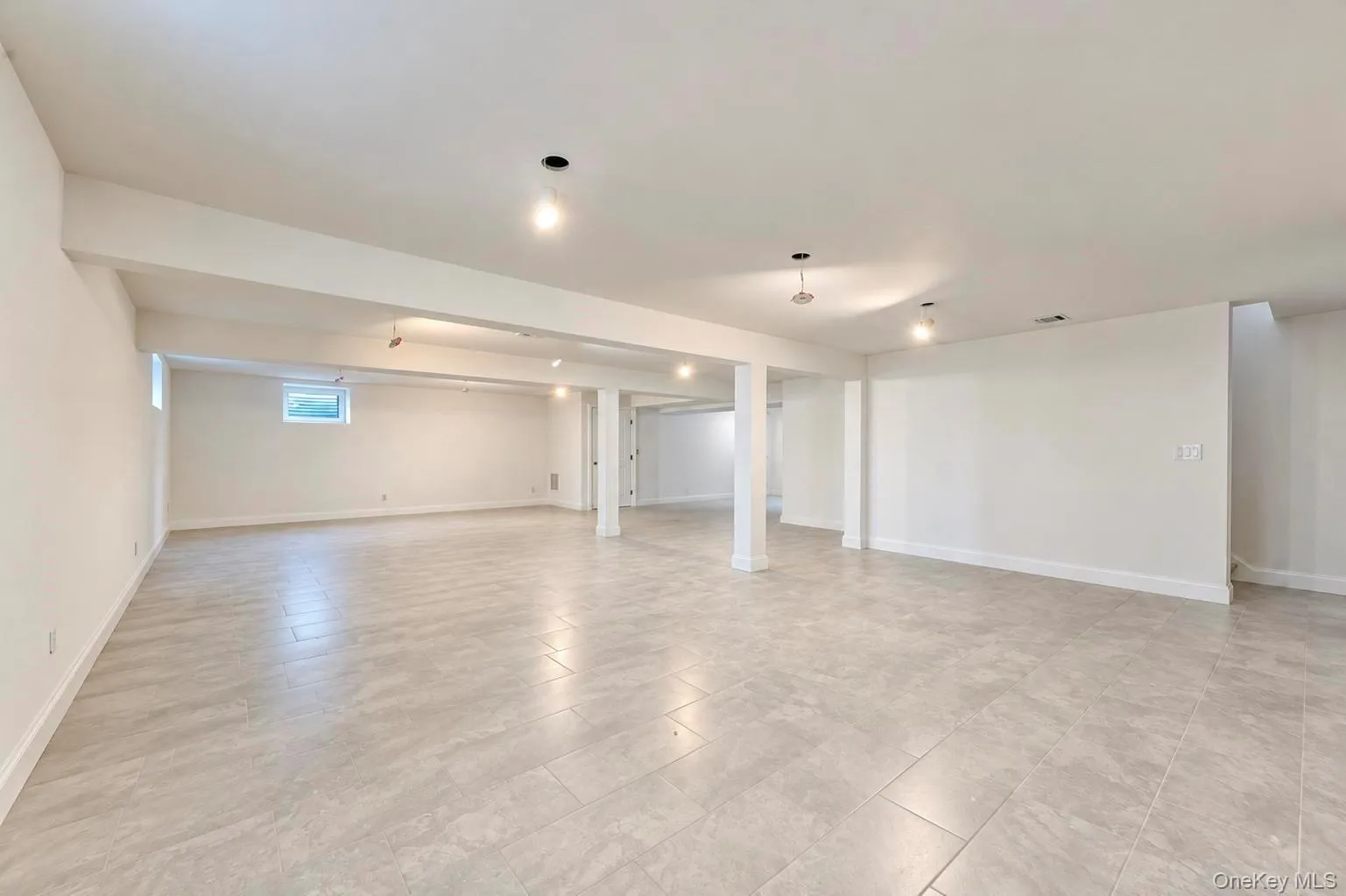 2571 Alder Avenue, Hempstead, NY, 5 Bedrooms Bedrooms, 10 Rooms Rooms,4 BathroomsBathrooms,Residential,For Rent,Alder,0,1056923 2571 Alder Avenue, Hempstead, NY, 5 Bedrooms Bedrooms, 10 Rooms Rooms,4 BathroomsBathrooms,Residential,For Rent,Alder,0,1056923