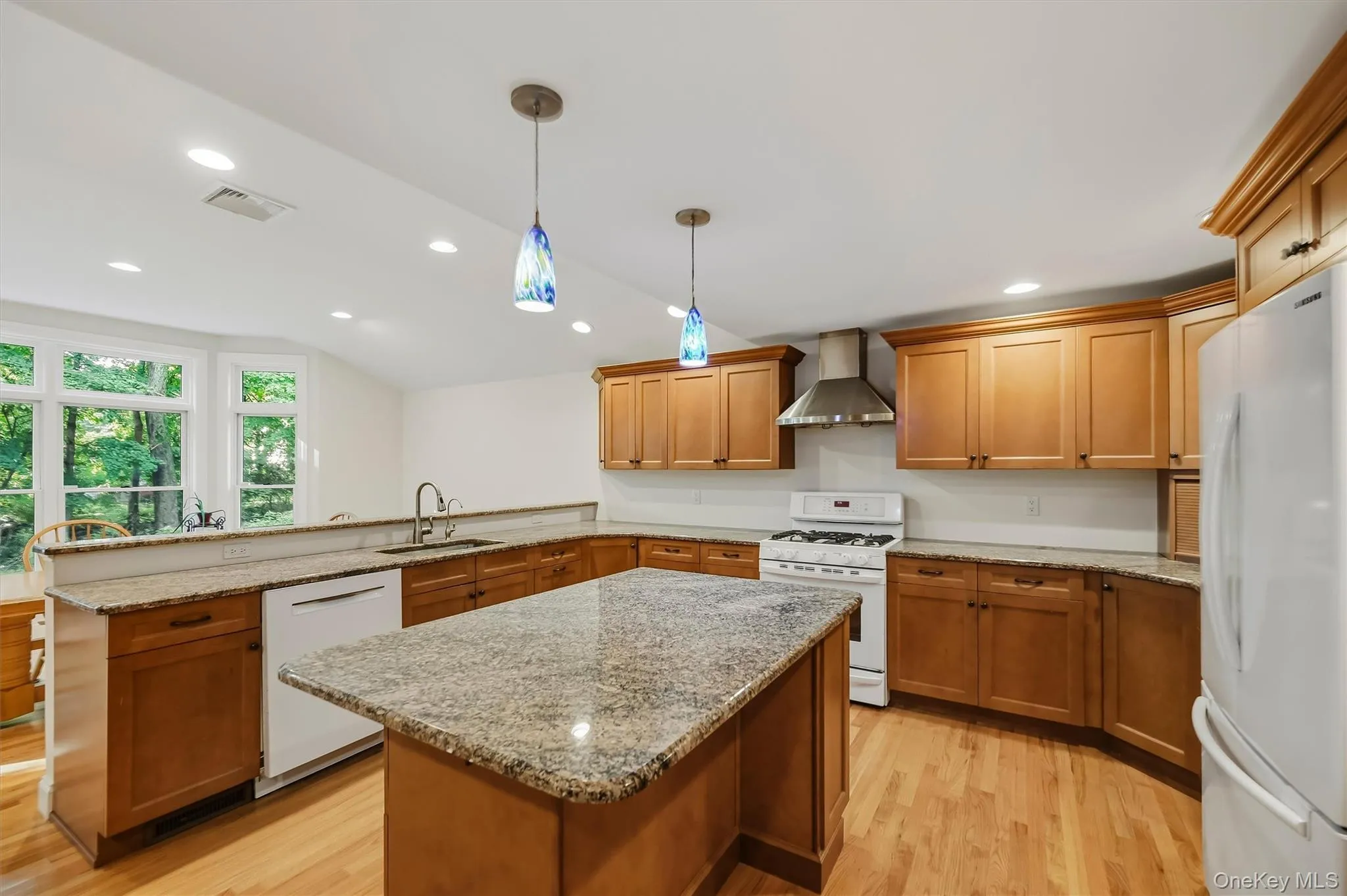 33 Short Hill Road, Clarkstown, NY, 4 Bedrooms Bedrooms, 11 Rooms Rooms,2 BathroomsBathrooms,Residential,For Rent,Short Hill,0,1056930 33 Short Hill Road, Clarkstown, NY, 4 Bedrooms Bedrooms, 11 Rooms Rooms,2 BathroomsBathrooms,Residential,For Rent,Short Hill,0,1056930