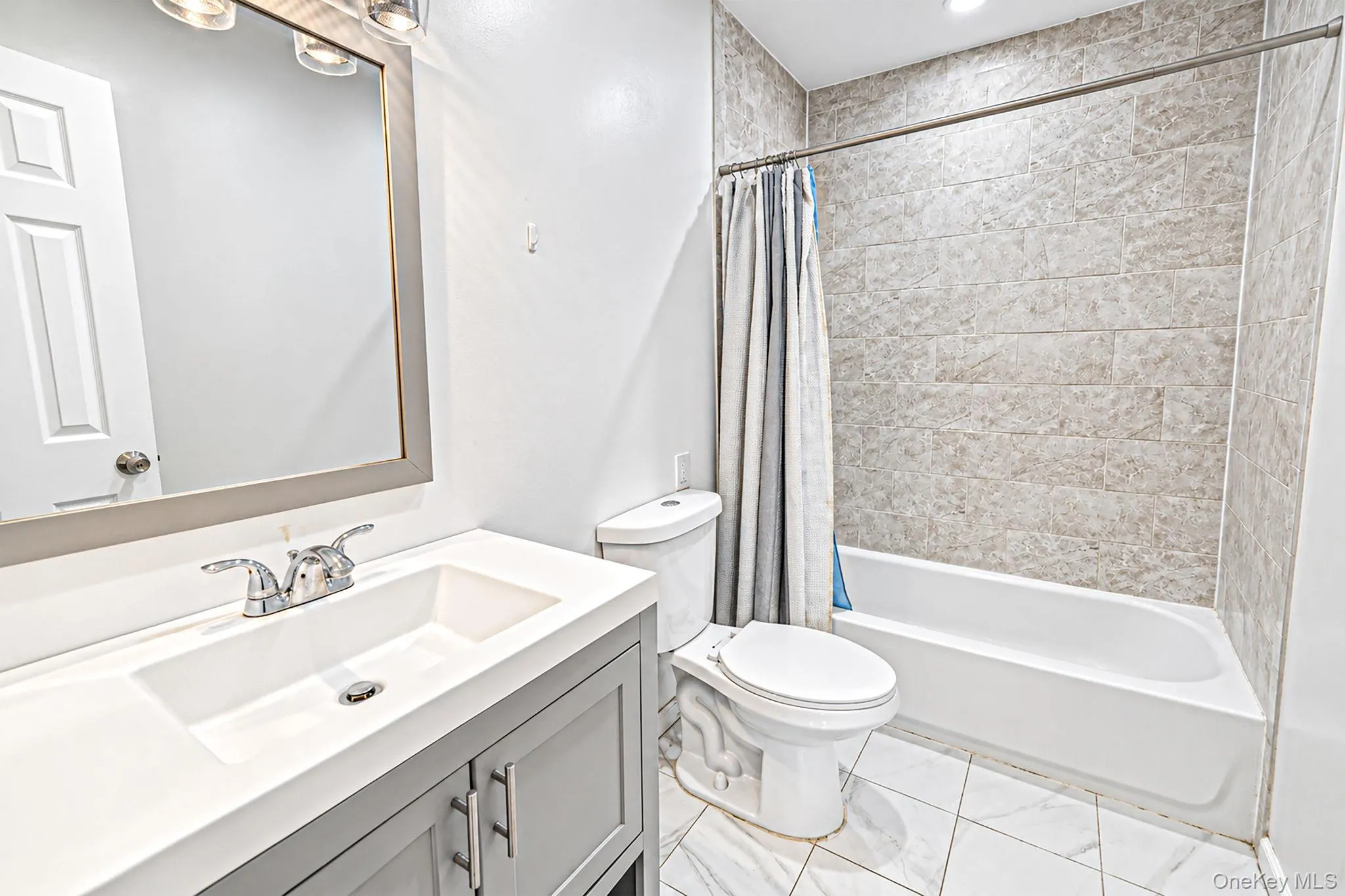 95 Bartlett Road, Brookhaven, NY, 4 Bedrooms Bedrooms, 10 Rooms Rooms,3 BathroomsBathrooms,Residential,For Rent,Bartlett,0,1056935 95 Bartlett Road, Brookhaven, NY, 4 Bedrooms Bedrooms, 10 Rooms Rooms,3 BathroomsBathrooms,Residential,For Rent,Bartlett,0,1056935