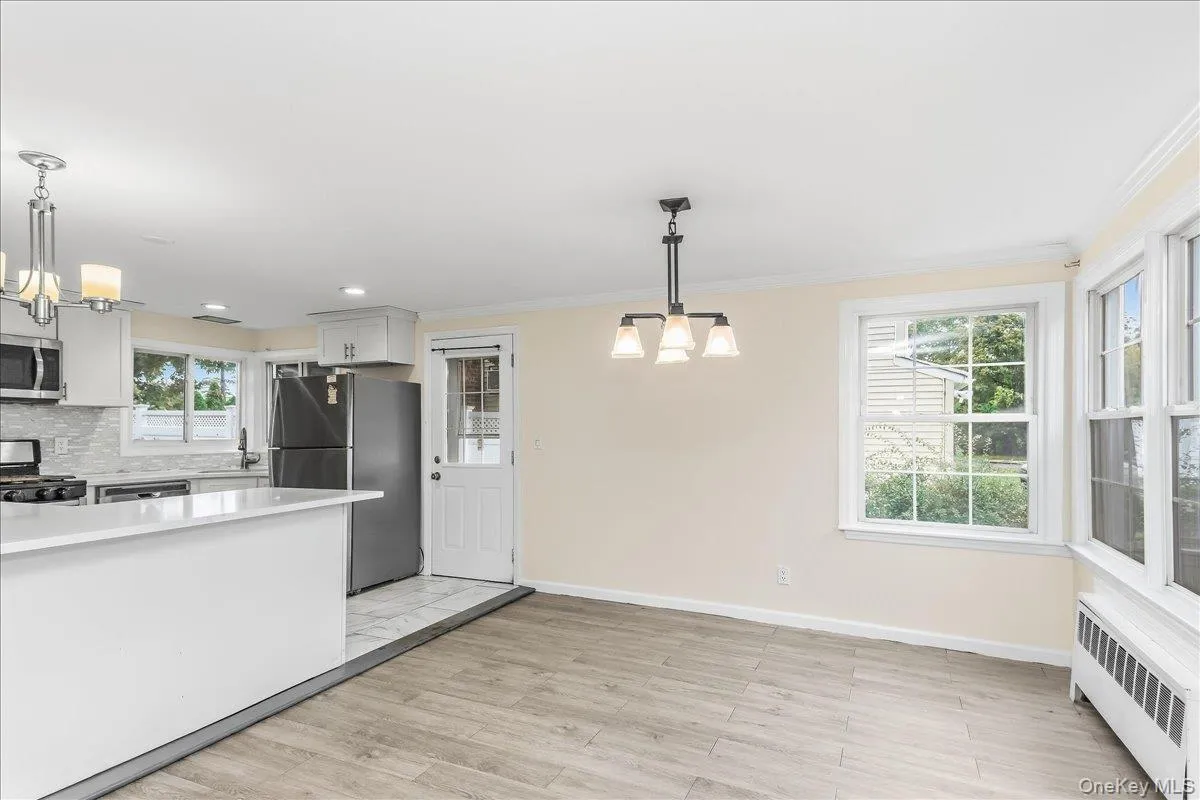30 Jay Street, Oyster Bay, NY, 3 Bedrooms Bedrooms, 6 Rooms Rooms,3 BathroomsBathrooms,Residential,For Rent,Jay,0,1056936 30 Jay Street, Oyster Bay, NY, 3 Bedrooms Bedrooms, 6 Rooms Rooms,3 BathroomsBathrooms,Residential,For Rent,Jay,0,1056936