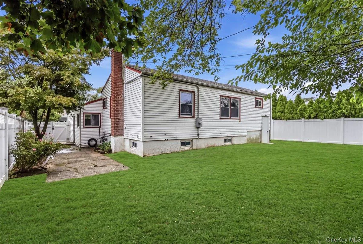 30 Jay Street, Oyster Bay, NY, 3 Bedrooms Bedrooms, 6 Rooms Rooms,3 BathroomsBathrooms,Residential,For Rent,Jay,0,1056936 30 Jay Street, Oyster Bay, NY, 3 Bedrooms Bedrooms, 6 Rooms Rooms,3 BathroomsBathrooms,Residential,For Rent,Jay,0,1056936