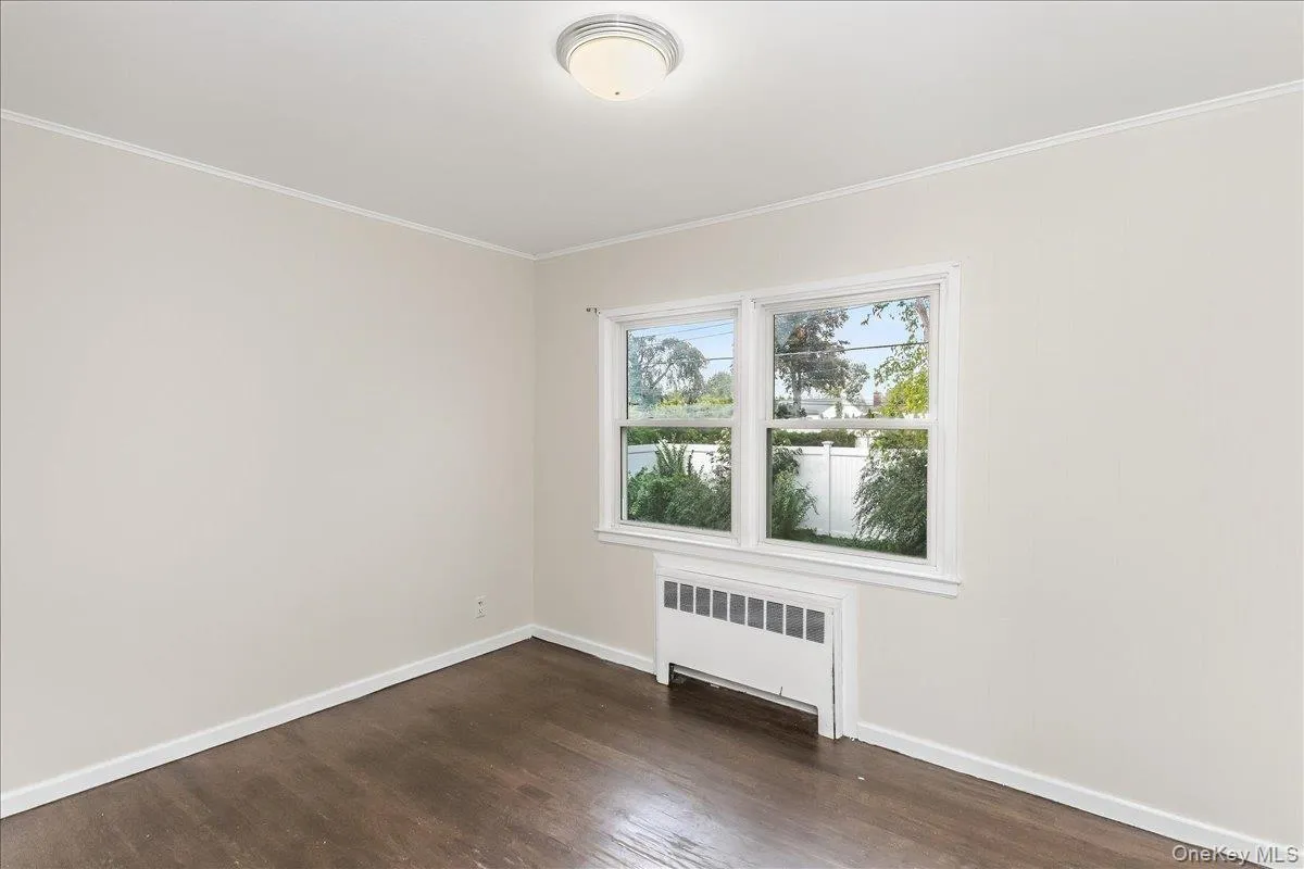 30 Jay Street, Oyster Bay, NY, 3 Bedrooms Bedrooms, 6 Rooms Rooms,3 BathroomsBathrooms,Residential,For Rent,Jay,0,1056936 30 Jay Street, Oyster Bay, NY, 3 Bedrooms Bedrooms, 6 Rooms Rooms,3 BathroomsBathrooms,Residential,For Rent,Jay,0,1056936