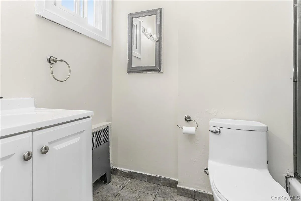 30 Jay Street, Oyster Bay, NY, 3 Bedrooms Bedrooms, 6 Rooms Rooms,3 BathroomsBathrooms,Residential,For Rent,Jay,0,1056936 30 Jay Street, Oyster Bay, NY, 3 Bedrooms Bedrooms, 6 Rooms Rooms,3 BathroomsBathrooms,Residential,For Rent,Jay,0,1056936