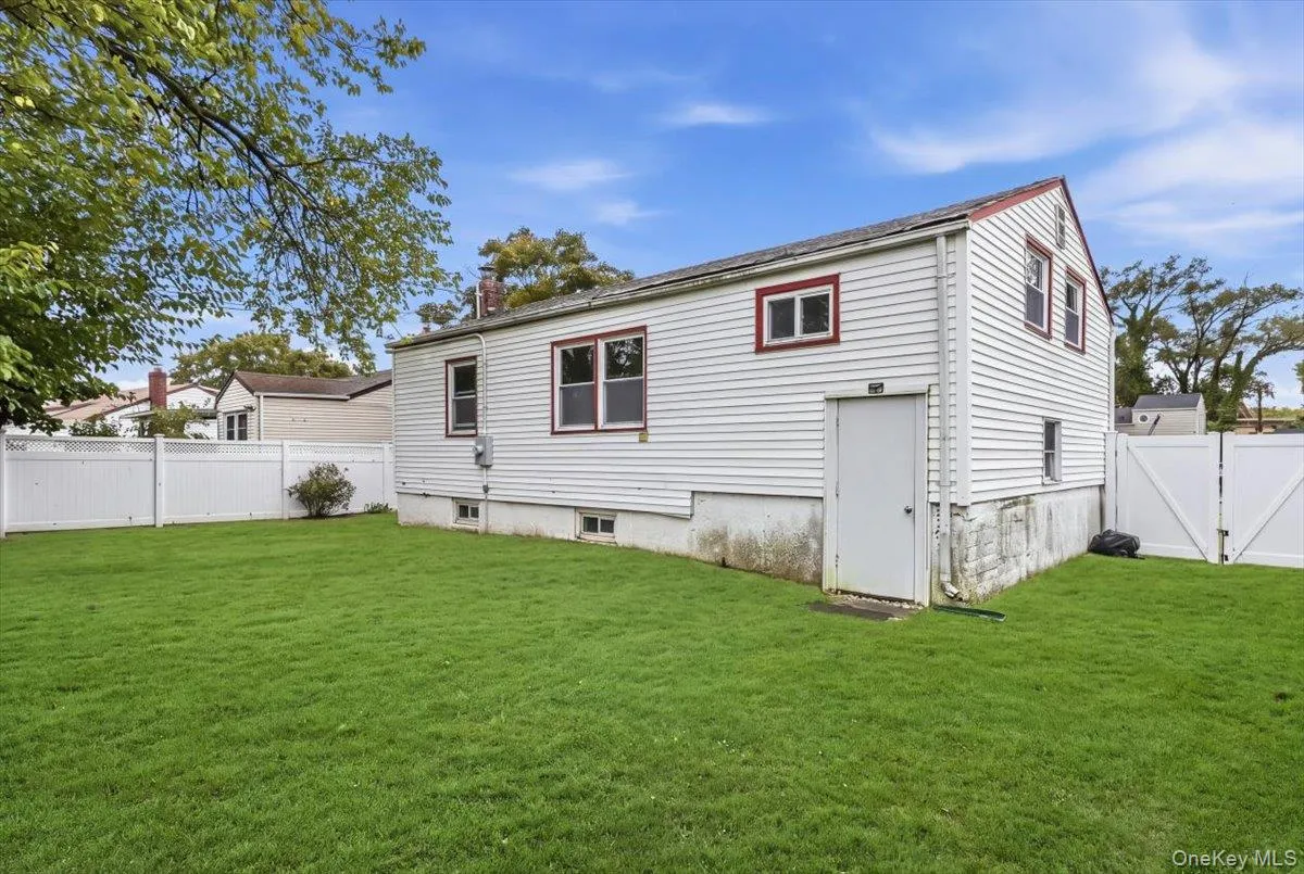 30 Jay Street, Oyster Bay, NY, 3 Bedrooms Bedrooms, 6 Rooms Rooms,3 BathroomsBathrooms,Residential,For Rent,Jay,0,1056936 30 Jay Street, Oyster Bay, NY, 3 Bedrooms Bedrooms, 6 Rooms Rooms,3 BathroomsBathrooms,Residential,For Rent,Jay,0,1056936
