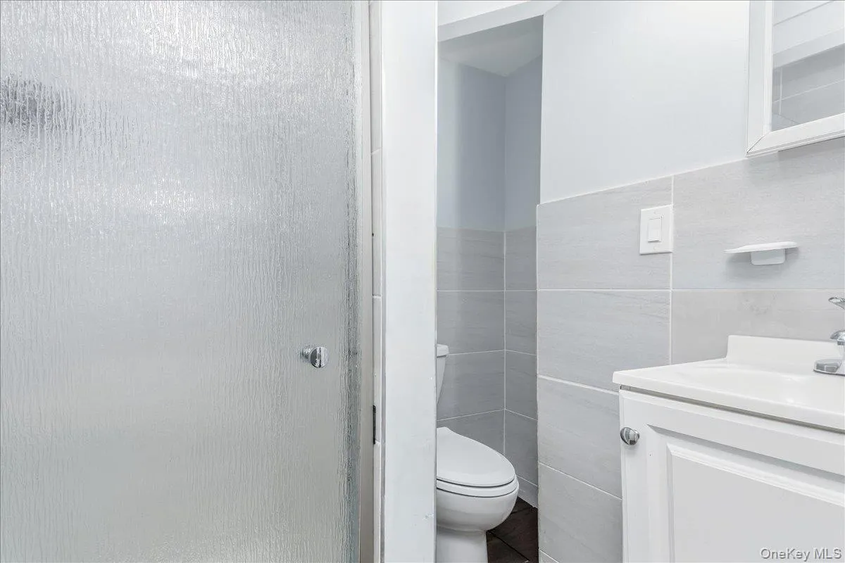30 Jay Street, Oyster Bay, NY, 3 Bedrooms Bedrooms, 6 Rooms Rooms,3 BathroomsBathrooms,Residential,For Rent,Jay,0,1056936 30 Jay Street, Oyster Bay, NY, 3 Bedrooms Bedrooms, 6 Rooms Rooms,3 BathroomsBathrooms,Residential,For Rent,Jay,0,1056936