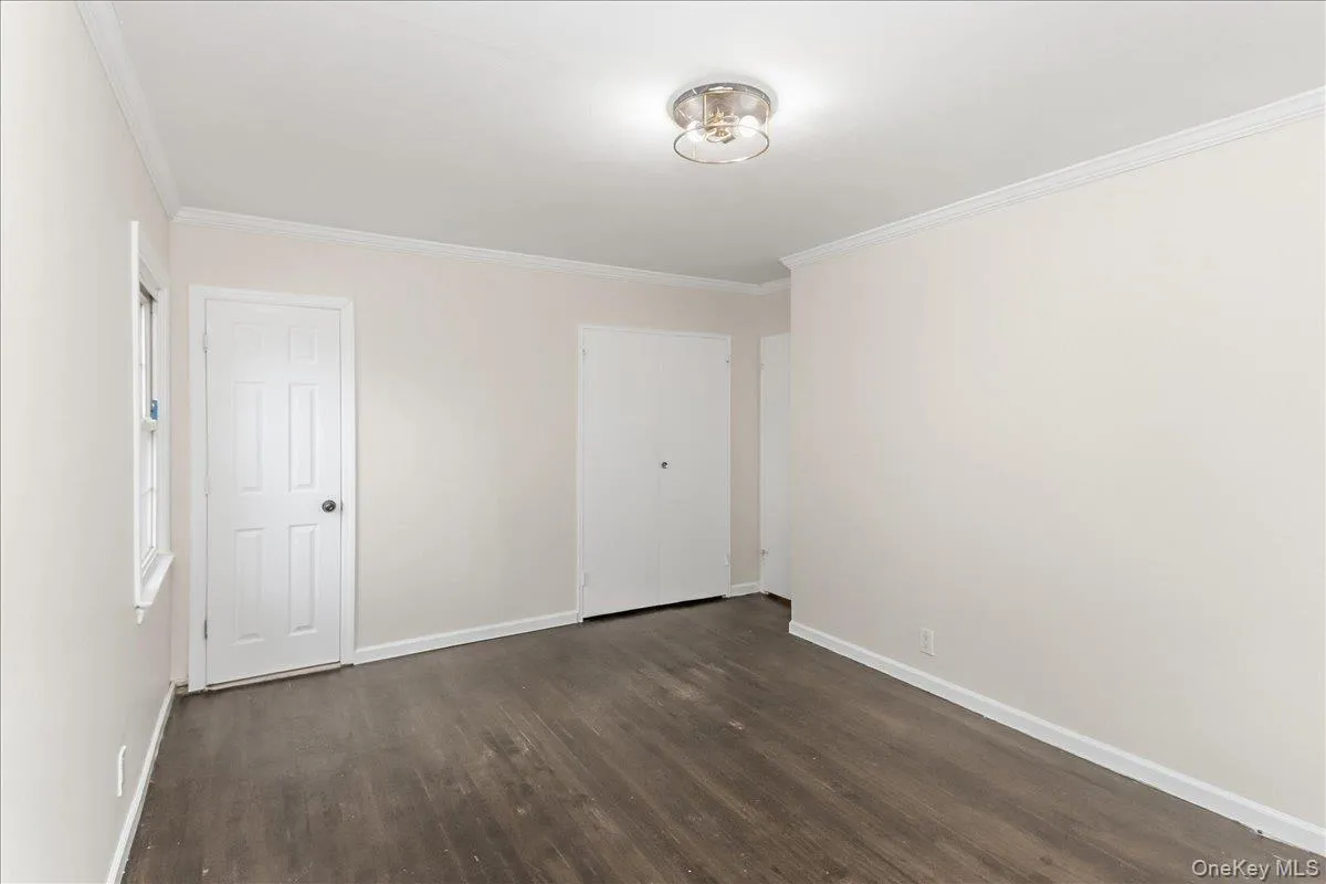 30 Jay Street, Oyster Bay, NY, 3 Bedrooms Bedrooms, 6 Rooms Rooms,3 BathroomsBathrooms,Residential,For Rent,Jay,0,1056936 30 Jay Street, Oyster Bay, NY, 3 Bedrooms Bedrooms, 6 Rooms Rooms,3 BathroomsBathrooms,Residential,For Rent,Jay,0,1056936