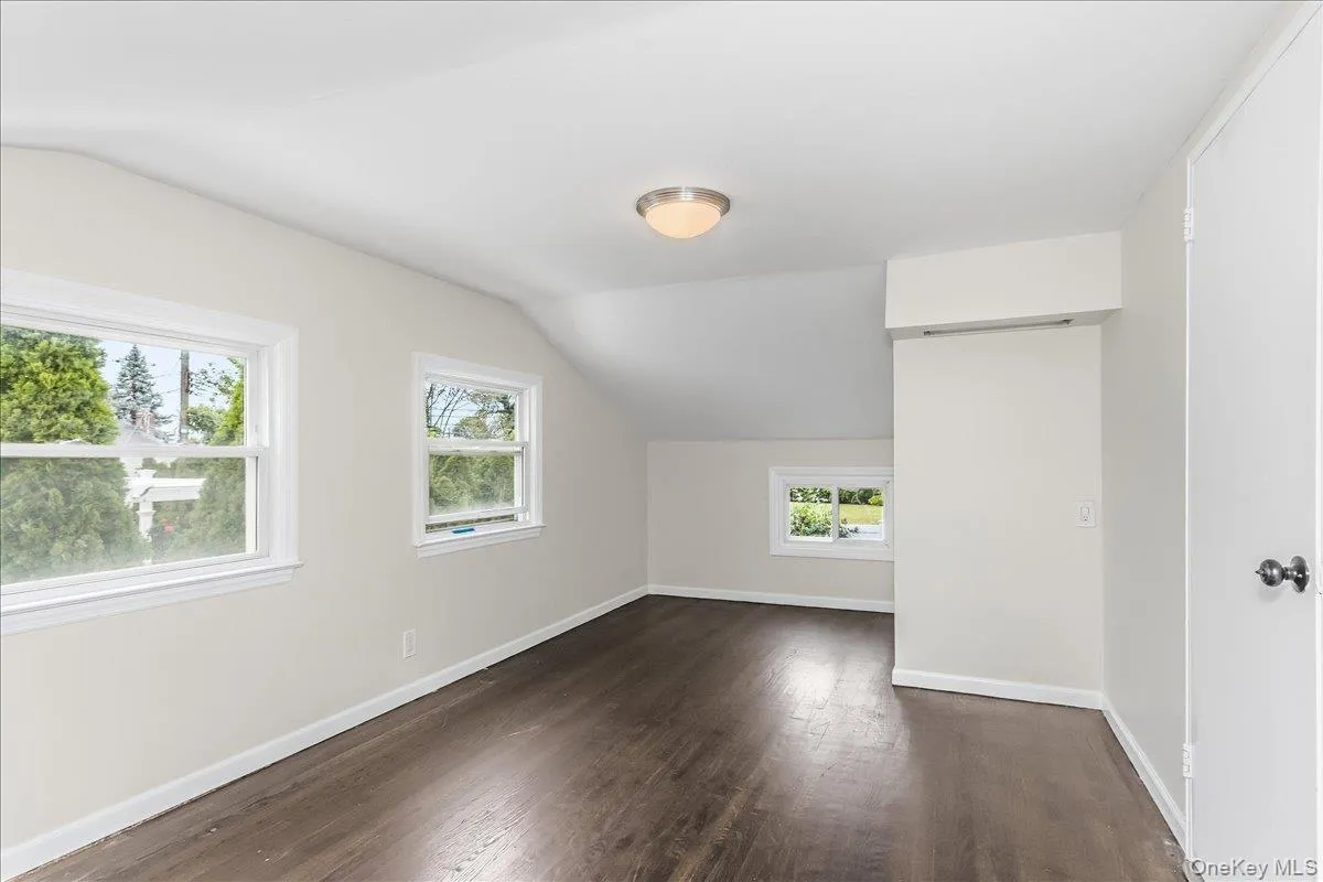 30 Jay Street, Oyster Bay, NY, 3 Bedrooms Bedrooms, 6 Rooms Rooms,3 BathroomsBathrooms,Residential,For Rent,Jay,0,1056936 30 Jay Street, Oyster Bay, NY, 3 Bedrooms Bedrooms, 6 Rooms Rooms,3 BathroomsBathrooms,Residential,For Rent,Jay,0,1056936
