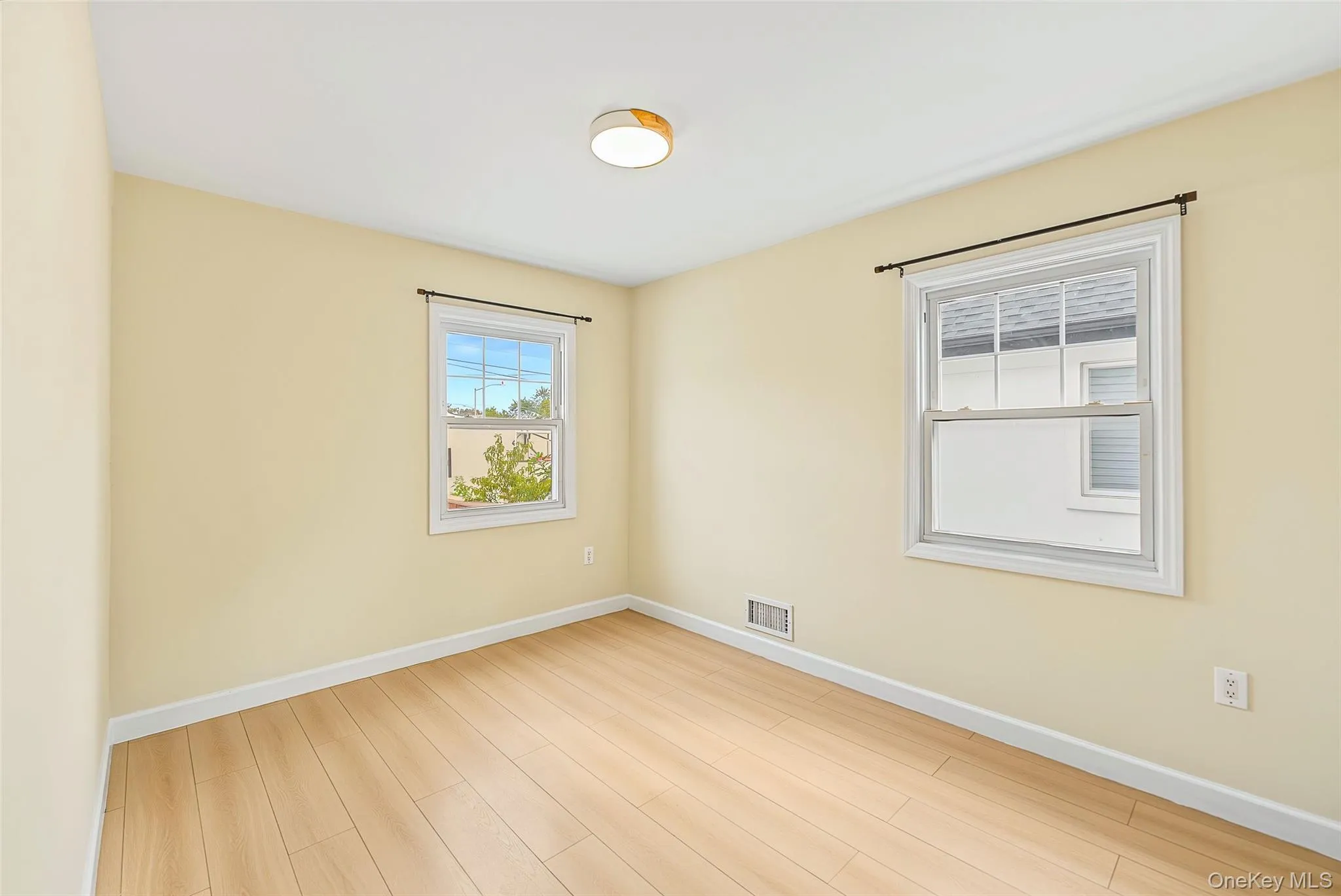 16363 20th Avenue, New York, NY, 3 Bedrooms Bedrooms, 5 Rooms Rooms,2 BathroomsBathrooms,Residential,For Rent,20th,0,1056944 16363 20th Avenue, New York, NY, 3 Bedrooms Bedrooms, 5 Rooms Rooms,2 BathroomsBathrooms,Residential,For Rent,20th,0,1056944