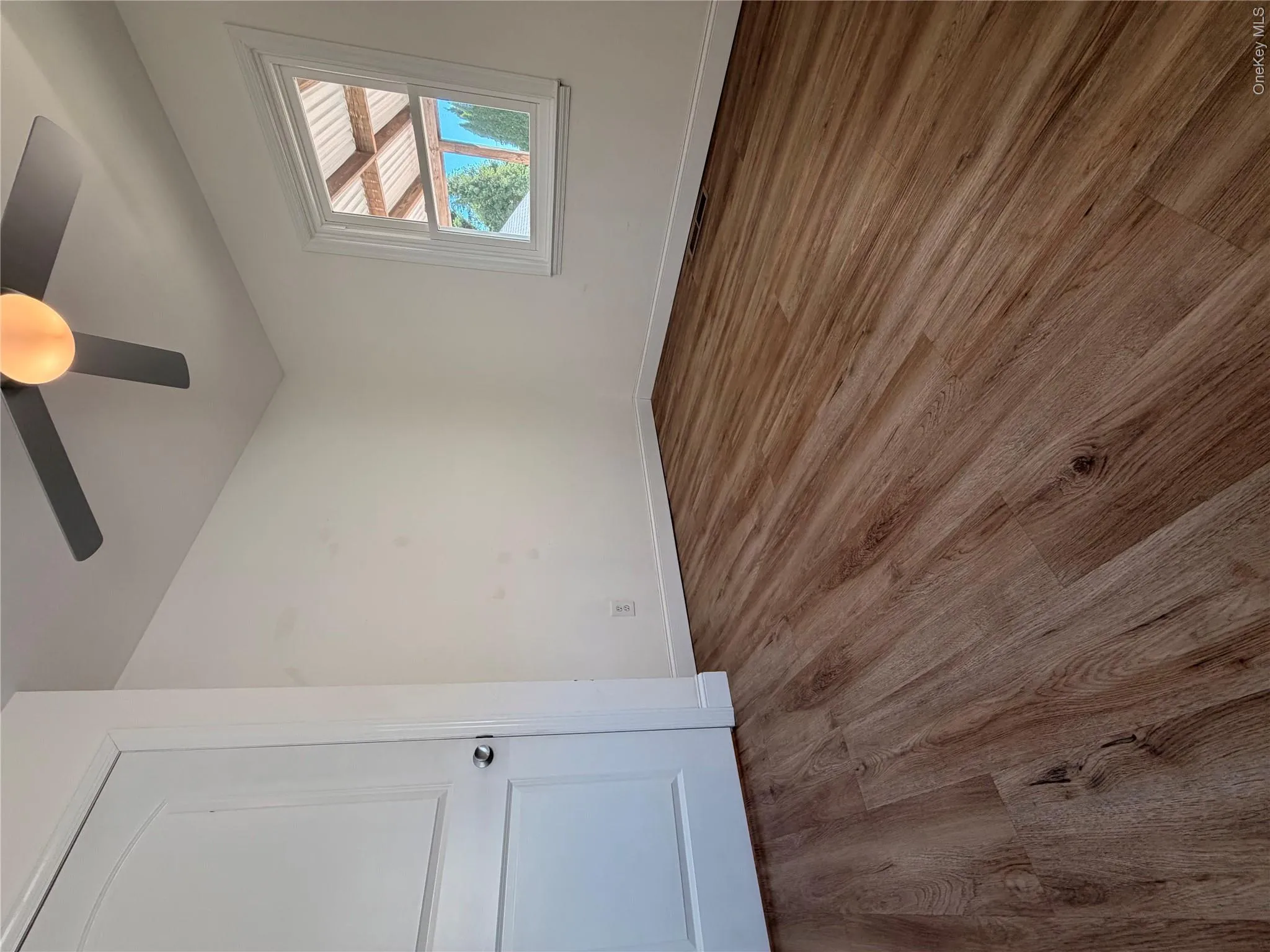 8 Michel Avenue, Oyster Bay, NY, 3 Bedroom Bedrooms, 4 Room Rooms,1 BathroomBathrooms,Residential Lease,For Rent,Michel,0,1056945 8 Michel Avenue, Oyster Bay, NY, 3 Bedroom Bedrooms, 4 Room Rooms,1 BathroomBathrooms,Residential Lease,For Rent,Michel,0,1056945