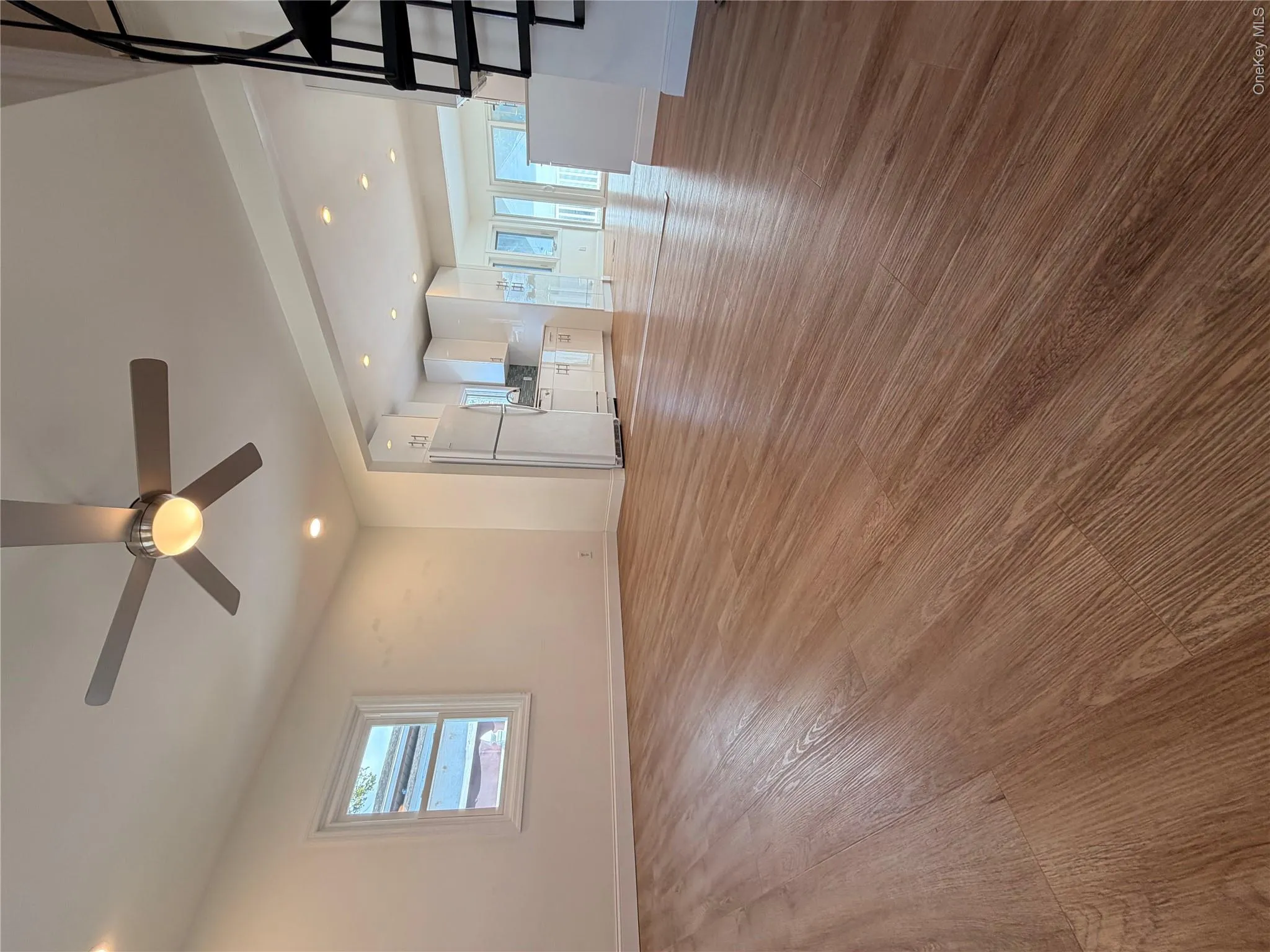 8 Michel Avenue, Oyster Bay, NY, 3 Bedroom Bedrooms, 4 Room Rooms,1 BathroomBathrooms,Residential Lease,For Rent,Michel,0,1056945 8 Michel Avenue, Oyster Bay, NY, 3 Bedroom Bedrooms, 4 Room Rooms,1 BathroomBathrooms,Residential Lease,For Rent,Michel,0,1056945