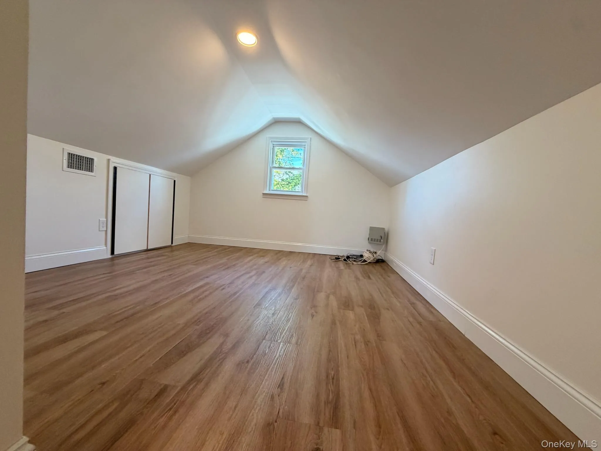 8 Michel Avenue, Oyster Bay, NY, 3 Bedroom Bedrooms, 4 Room Rooms,1 BathroomBathrooms,Residential Lease,For Rent,Michel,0,1056945 8 Michel Avenue, Oyster Bay, NY, 3 Bedroom Bedrooms, 4 Room Rooms,1 BathroomBathrooms,Residential Lease,For Rent,Michel,0,1056945