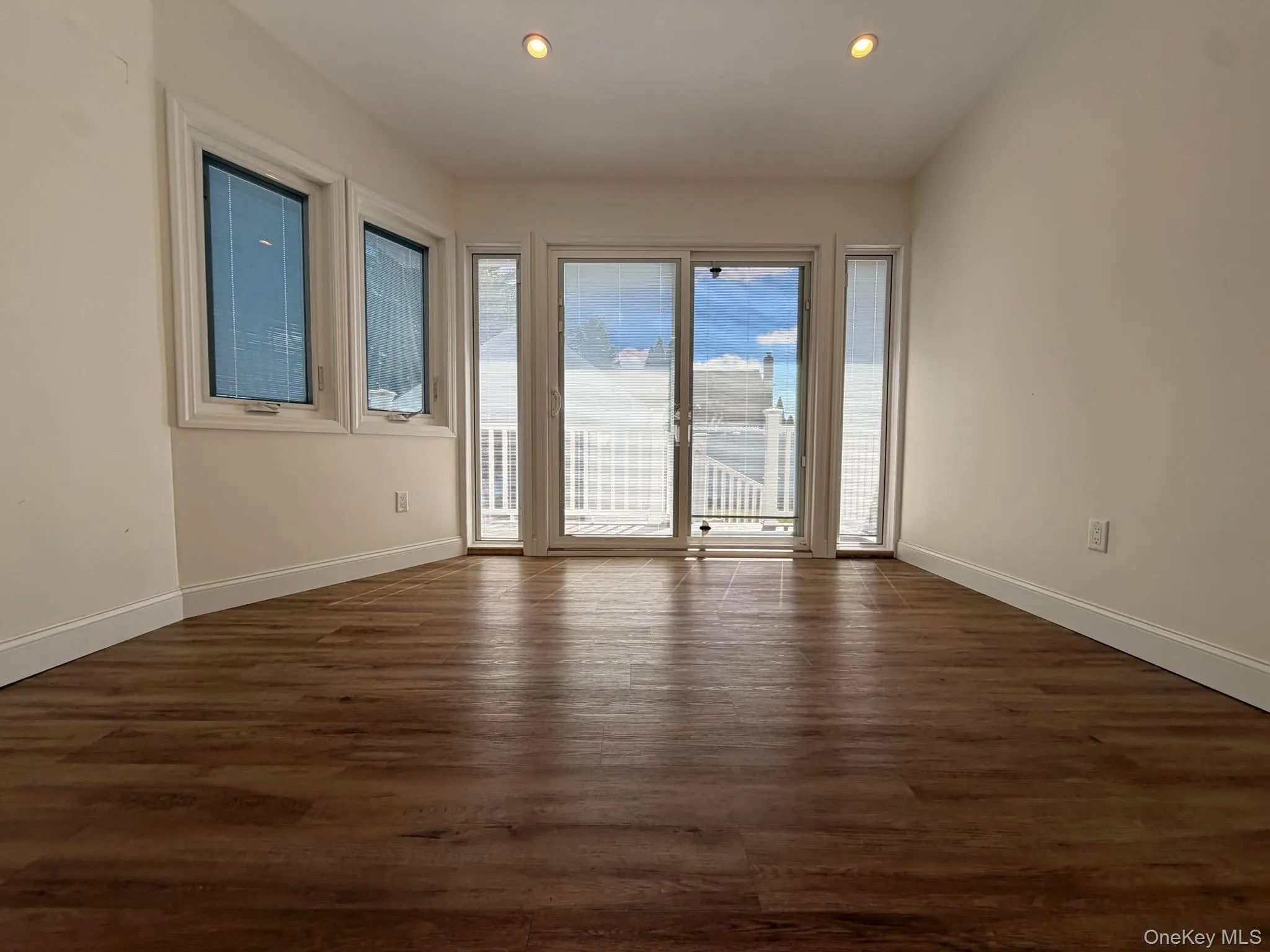 8 Michel Avenue, Oyster Bay, NY, 3 Bedroom Bedrooms, 4 Room Rooms,1 BathroomBathrooms,Residential Lease,For Rent,Michel,0,1056945 8 Michel Avenue, Oyster Bay, NY, 3 Bedroom Bedrooms, 4 Room Rooms,1 BathroomBathrooms,Residential Lease,For Rent,Michel,0,1056945