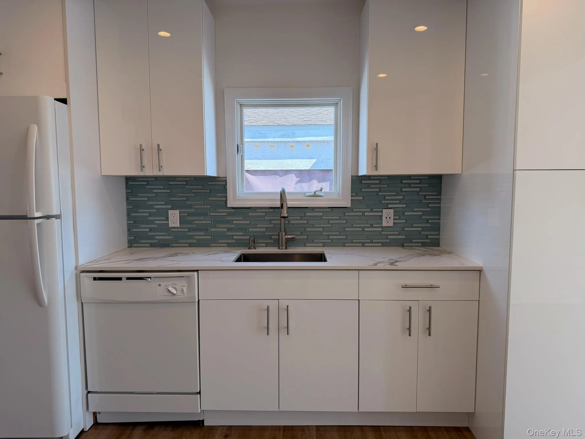 8 Michel Avenue, Oyster Bay, NY, 3 Bedroom Bedrooms, 4 Room Rooms,1 BathroomBathrooms,Residential Lease,For Rent,Michel,0,1056945 8 Michel Avenue, Oyster Bay, NY, 3 Bedroom Bedrooms, 4 Room Rooms,1 BathroomBathrooms,Residential Lease,For Rent,Michel,0,1056945