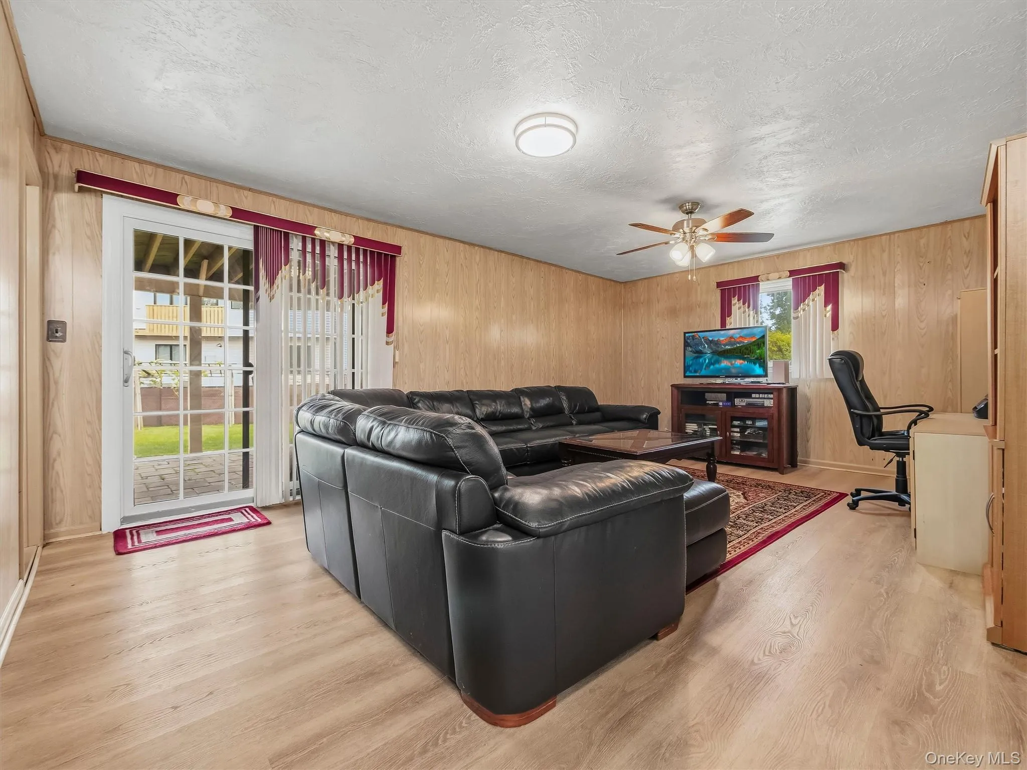 8 Carl Court, Ramapo, NY, 4 Bedrooms Bedrooms, 8 Rooms Rooms,2 BathroomsBathrooms,Residential,For Rent,Carl,0,1056946 8 Carl Court, Ramapo, NY, 4 Bedrooms Bedrooms, 8 Rooms Rooms,2 BathroomsBathrooms,Residential,For Rent,Carl,0,1056946