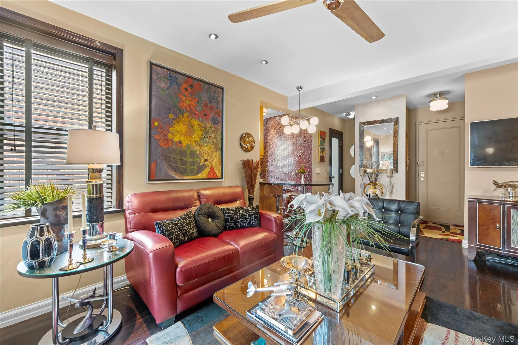 50 East 8th, New York, NY, 2 Rooms Rooms,1 BathroomBathrooms,Residential,For Rent,East 8th,0,1056948 50 East 8th, New York, NY, 2 Rooms Rooms,1 BathroomBathrooms,Residential,For Rent,East 8th,0,1056948