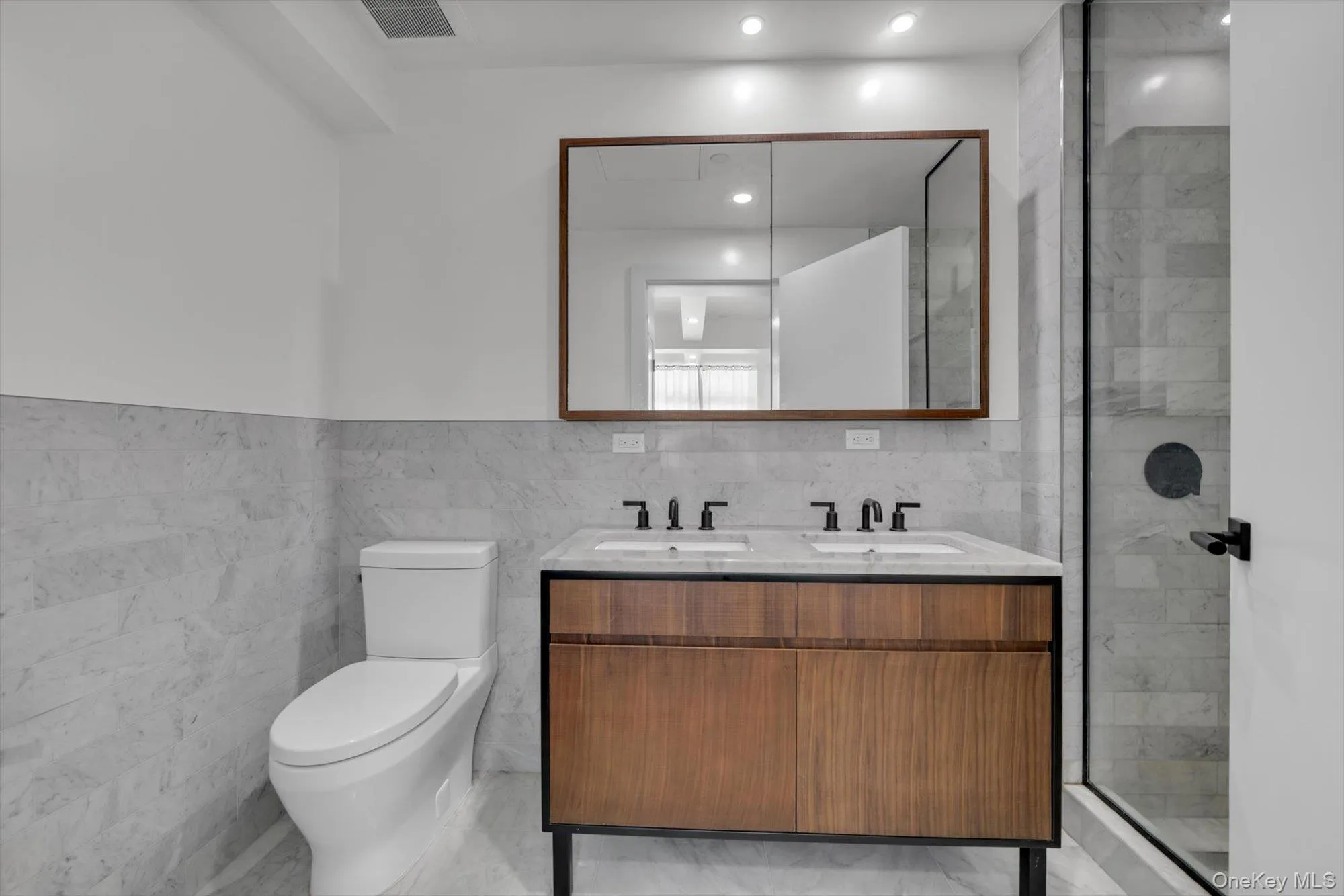 5-33 48th Avenue, New York, NY, 3 Bedrooms Bedrooms, 5 Rooms Rooms,2 BathroomsBathrooms,Residential Lease,For Rent,48th,0,1056955 5-33 48th Avenue, New York, NY, 3 Bedrooms Bedrooms, 5 Rooms Rooms,2 BathroomsBathrooms,Residential Lease,For Rent,48th,0,1056955