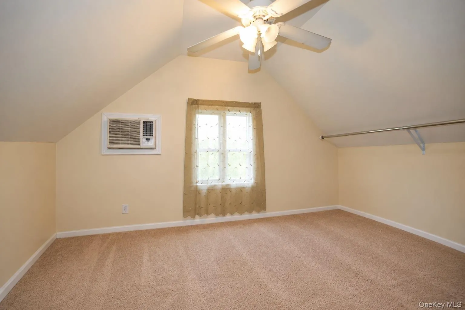 34 Chapel Lane, Hempstead, NY, 4 Bedrooms Bedrooms, 7 Rooms Rooms,1 BathroomBathrooms,Residential,For Rent,Chapel,0,1056959 34 Chapel Lane, Hempstead, NY, 4 Bedrooms Bedrooms, 7 Rooms Rooms,1 BathroomBathrooms,Residential,For Rent,Chapel,0,1056959