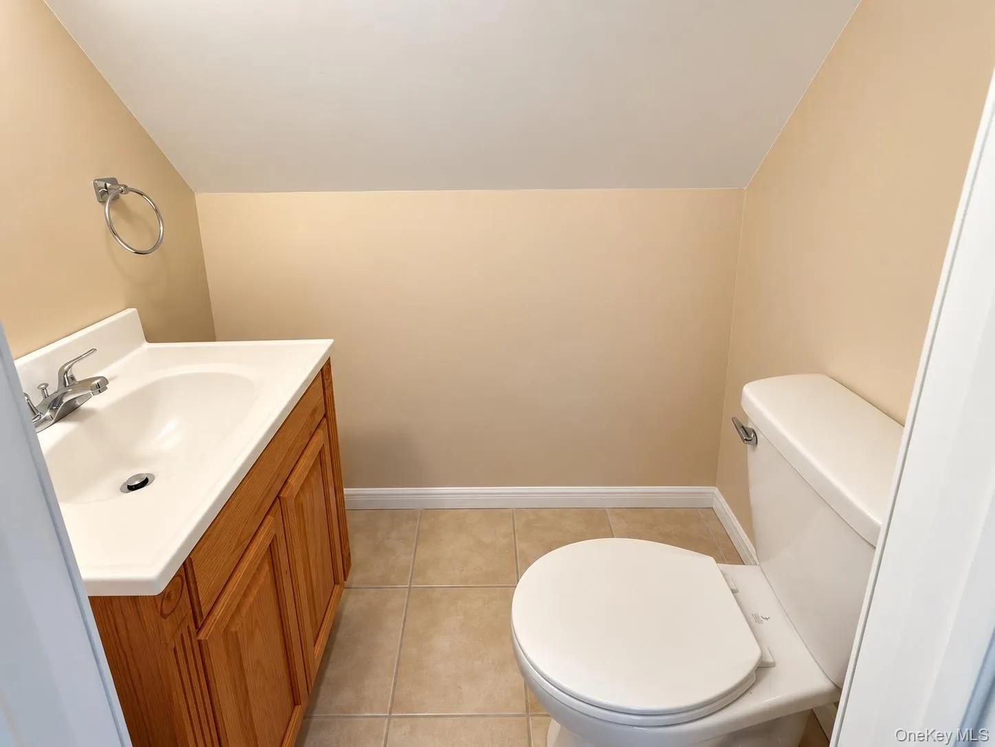 34 Chapel Lane, Hempstead, NY, 4 Bedrooms Bedrooms, 7 Rooms Rooms,1 BathroomBathrooms,Residential,For Rent,Chapel,0,1056959 34 Chapel Lane, Hempstead, NY, 4 Bedrooms Bedrooms, 7 Rooms Rooms,1 BathroomBathrooms,Residential,For Rent,Chapel,0,1056959