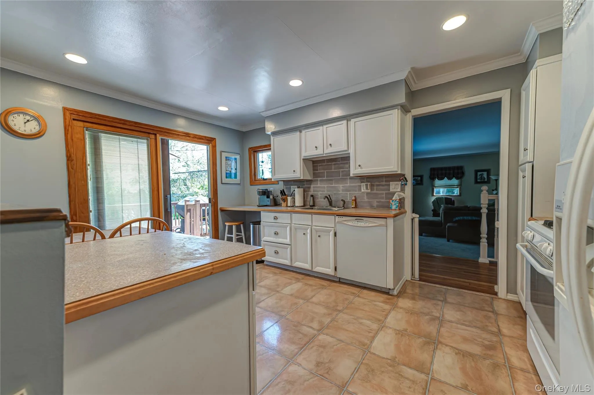 20 Evon Drive, Oyster Bay, NY, 4 Bedrooms Bedrooms, 8 Rooms Rooms,2 BathroomsBathrooms,Residential,For Rent,Evon,0,1056960 20 Evon Drive, Oyster Bay, NY, 4 Bedrooms Bedrooms, 8 Rooms Rooms,2 BathroomsBathrooms,Residential,For Rent,Evon,0,1056960