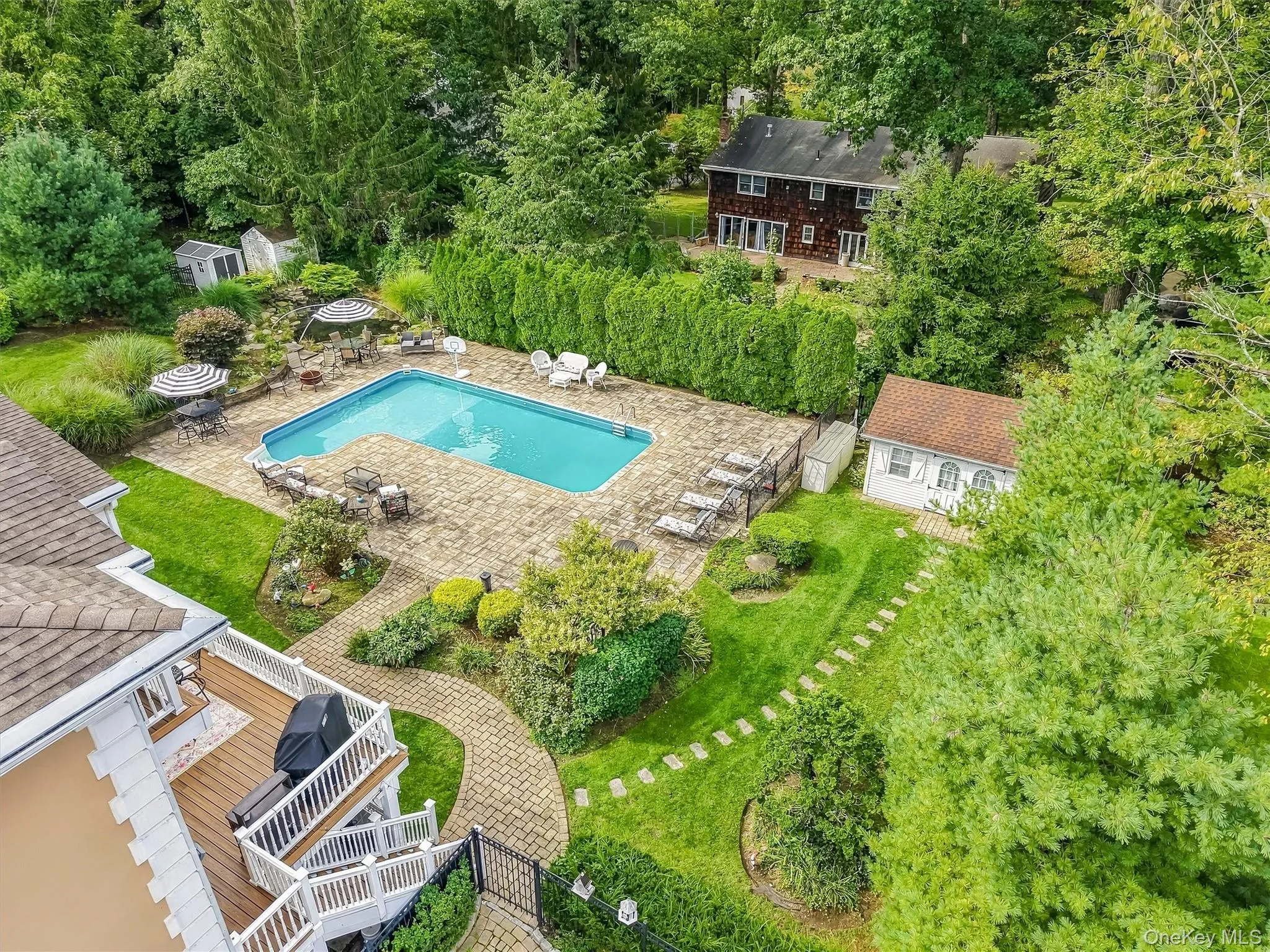 22 Beaumont Drive, Clarkstown, NY, 6 Bedrooms Bedrooms, 10 Rooms Rooms,4 BathroomsBathrooms,Residential,For Rent,Beaumont,0,1056961 22 Beaumont Drive, Clarkstown, NY, 6 Bedrooms Bedrooms, 10 Rooms Rooms,4 BathroomsBathrooms,Residential,For Rent,Beaumont,0,1056961
